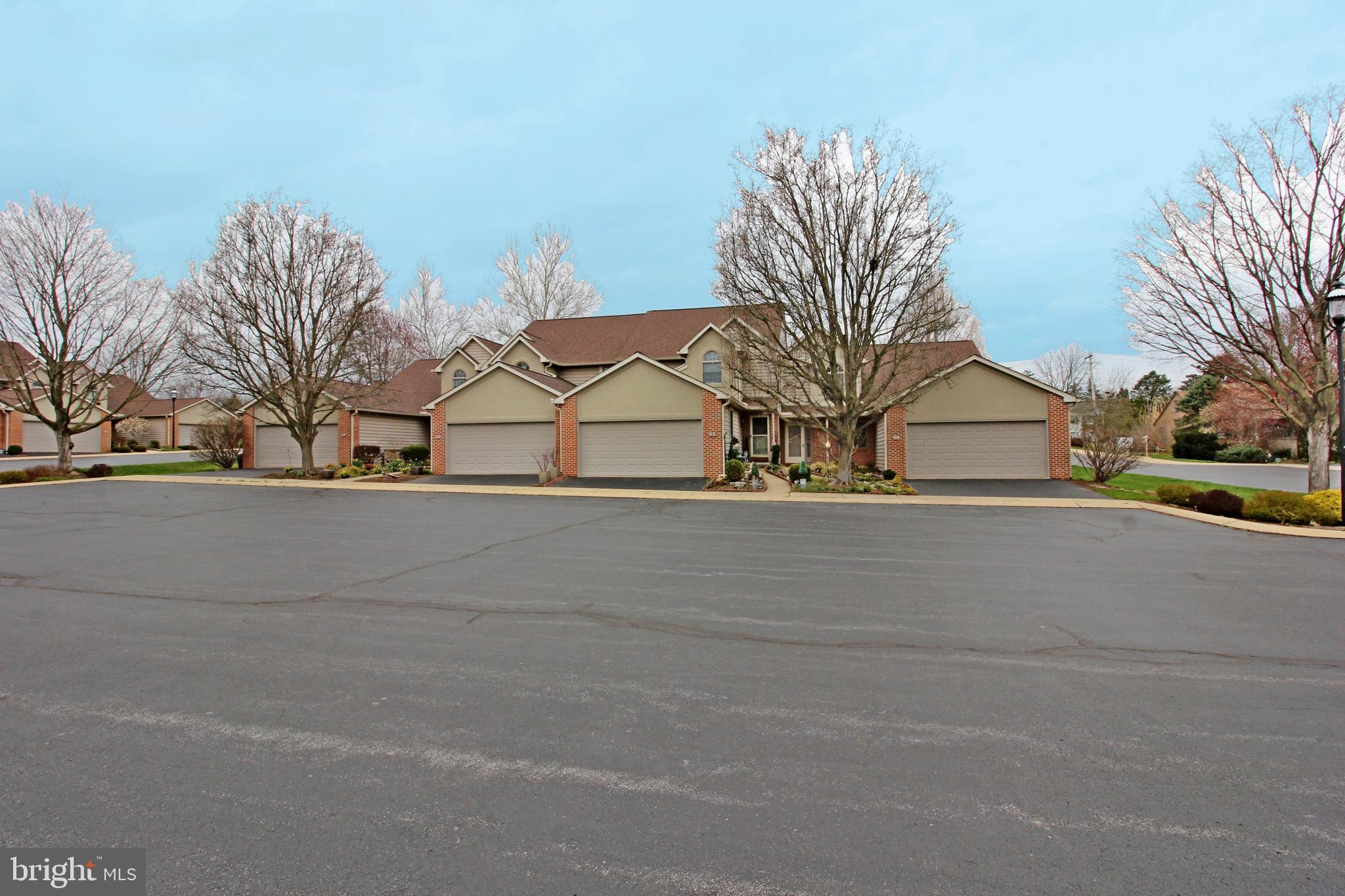 WINDSOR GARDENS - Residential