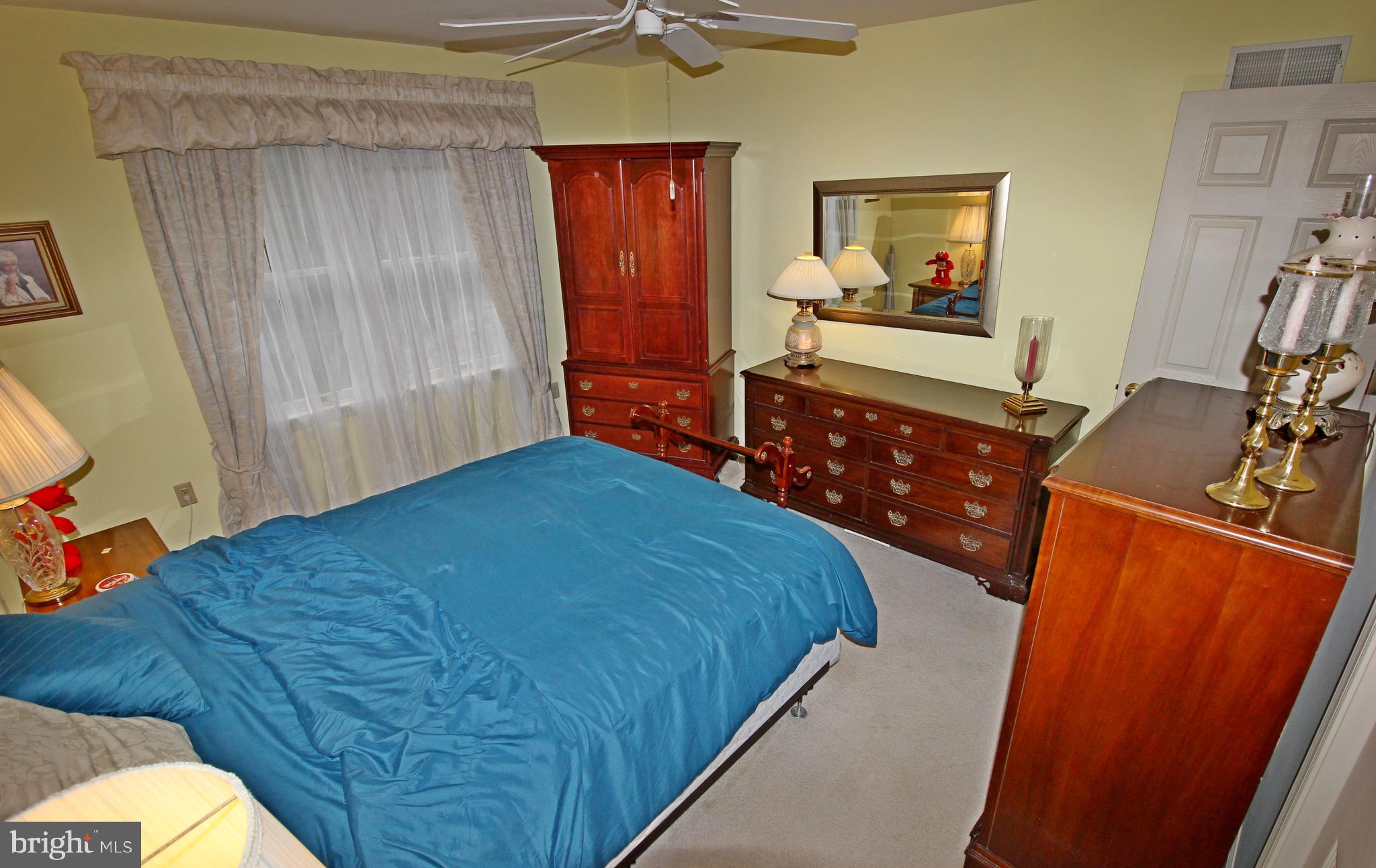 WINDSOR GARDENS - Residential