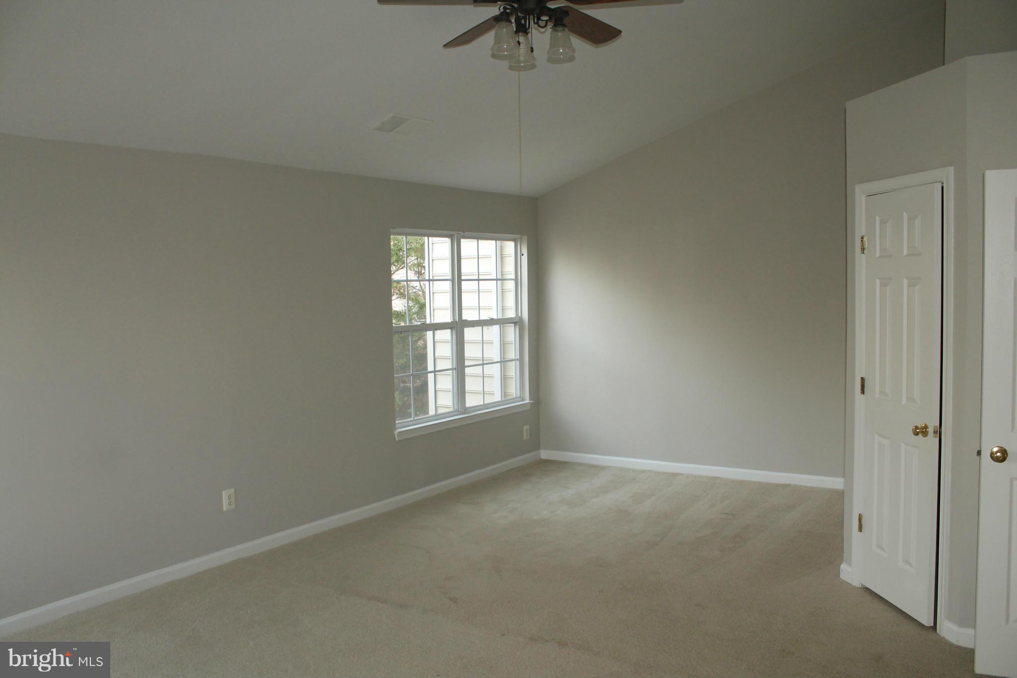 GREAT FALLS CHASE - Residential Lease