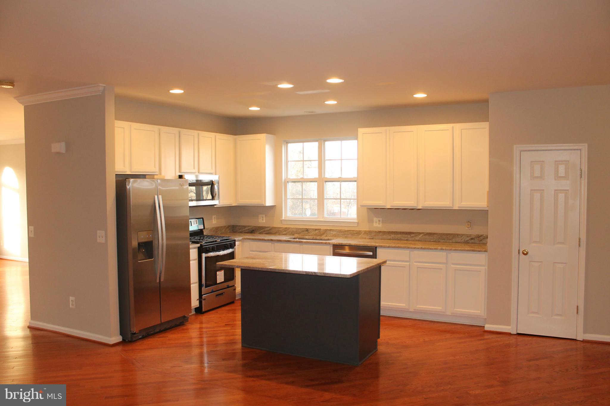 GREAT FALLS CHASE - Residential Lease