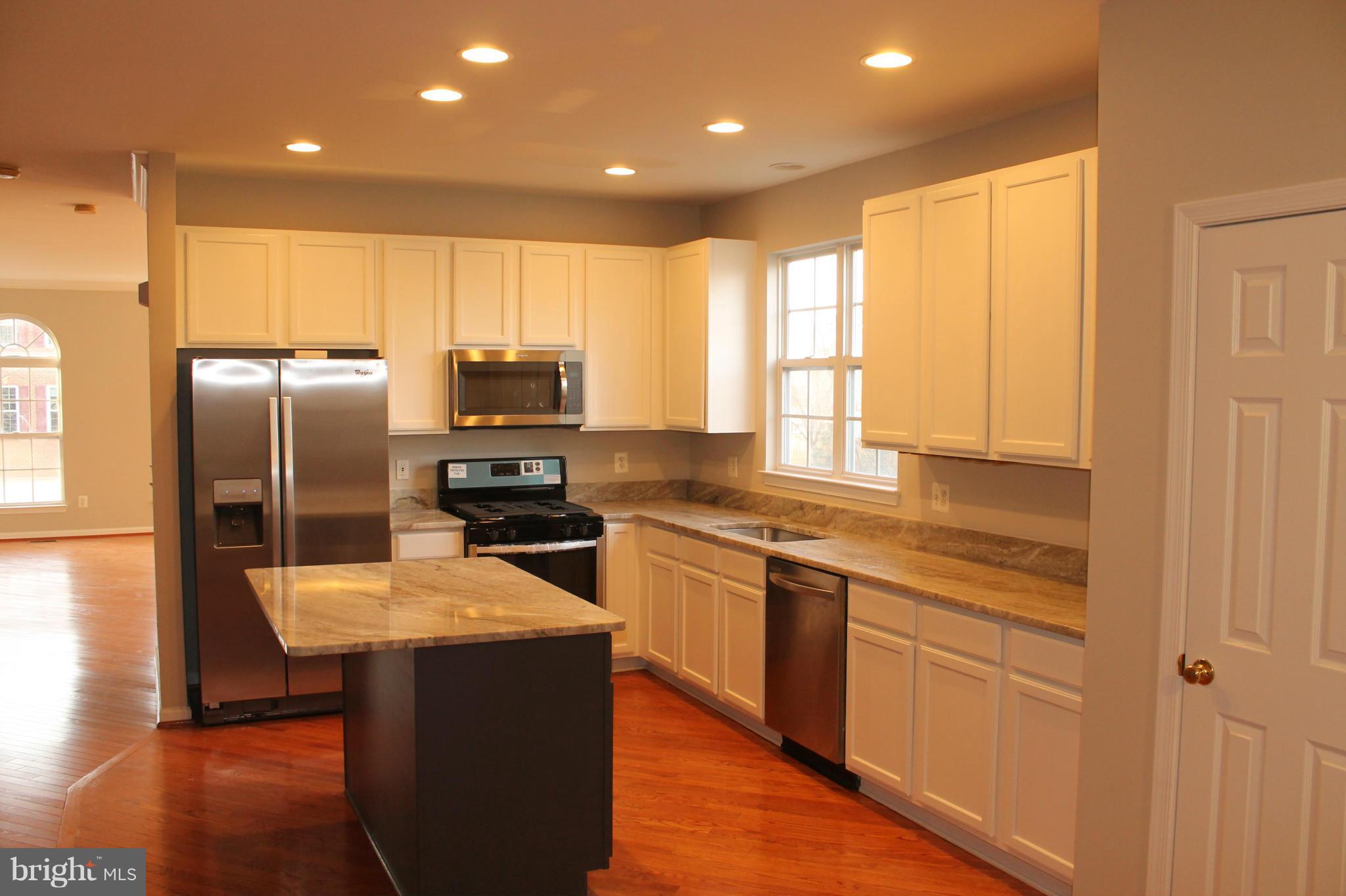 GREAT FALLS CHASE - Residential Lease