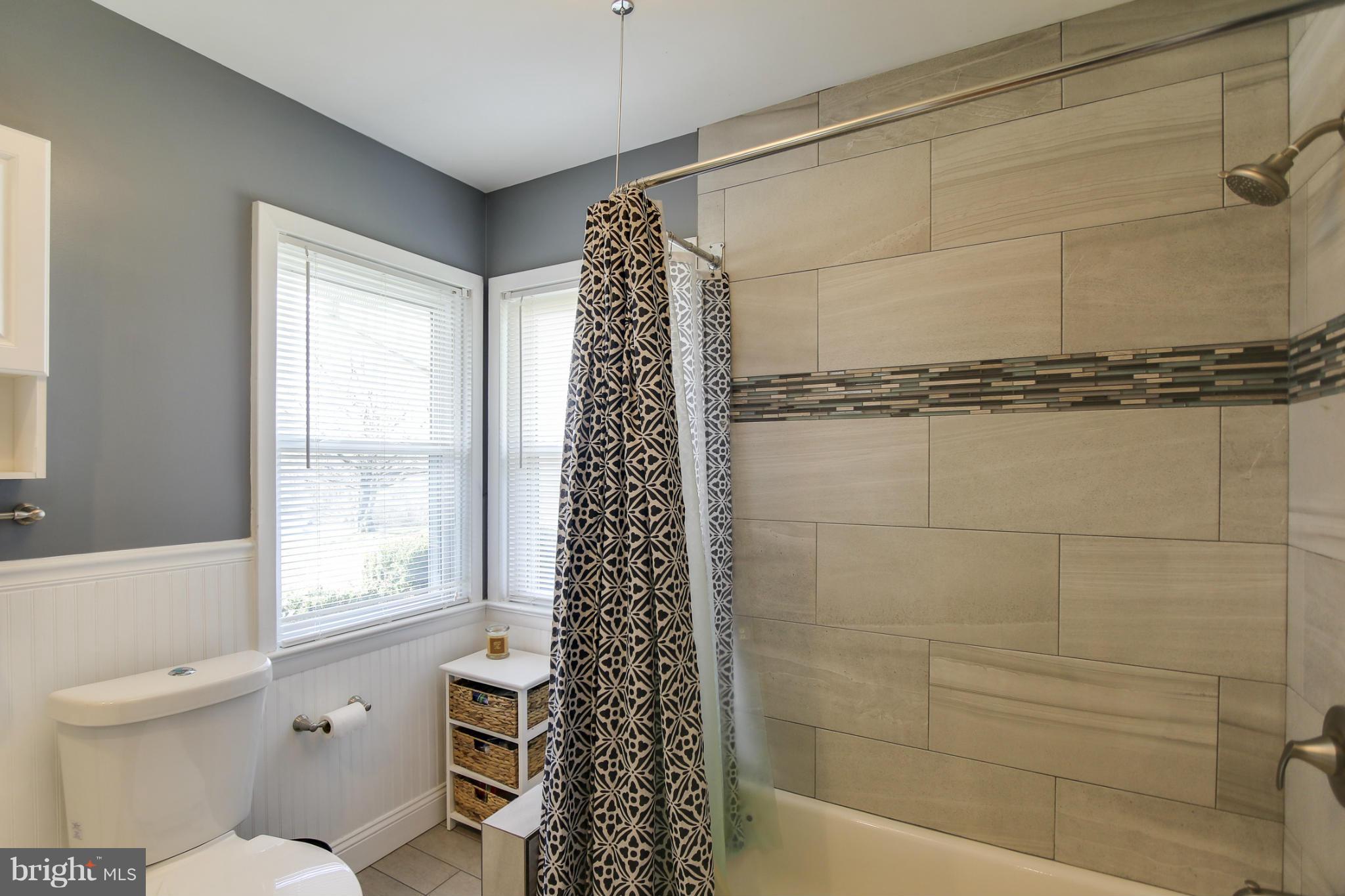 DAMASCUS OUTSIDE - Residential