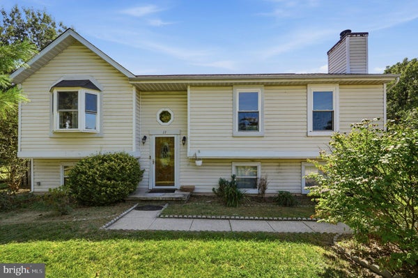 17 TAOS CIR, MIDDLE RIVER, MD 21220 - Image 09bd6739a4d84ec99e40d2fe26ec4593/1617971074