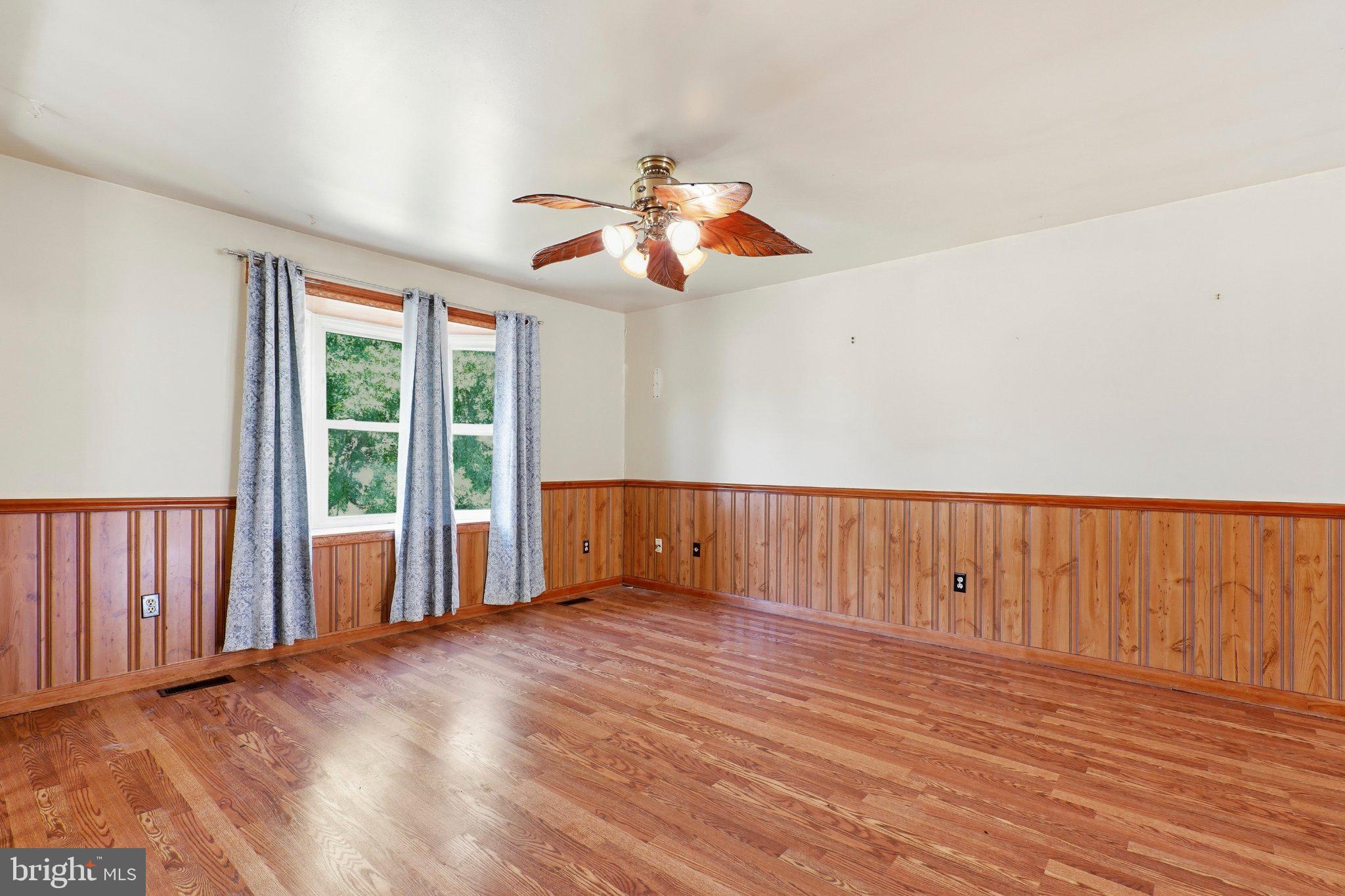 17 TAOS CIRCLE