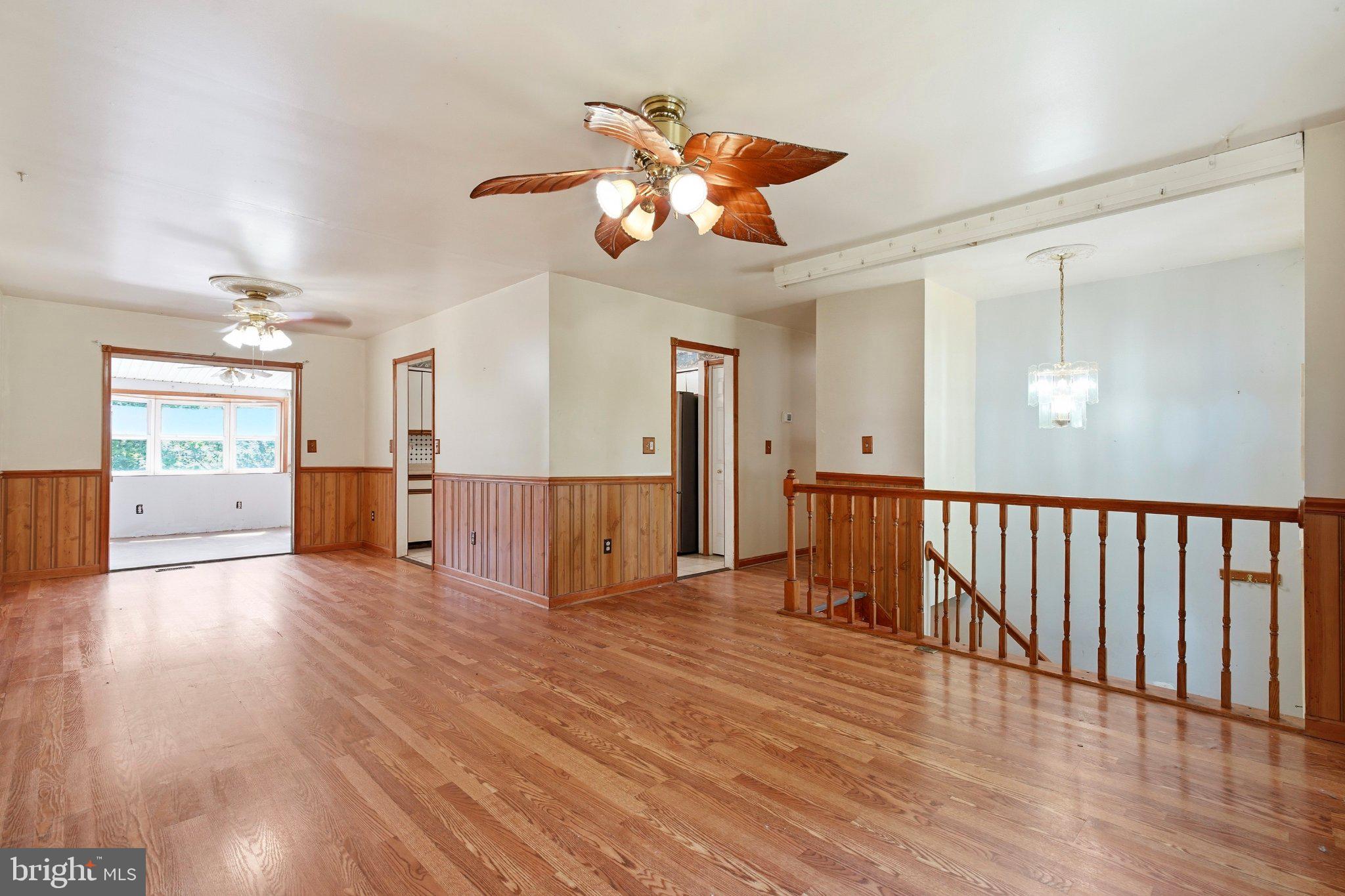 17 TAOS CIRCLE