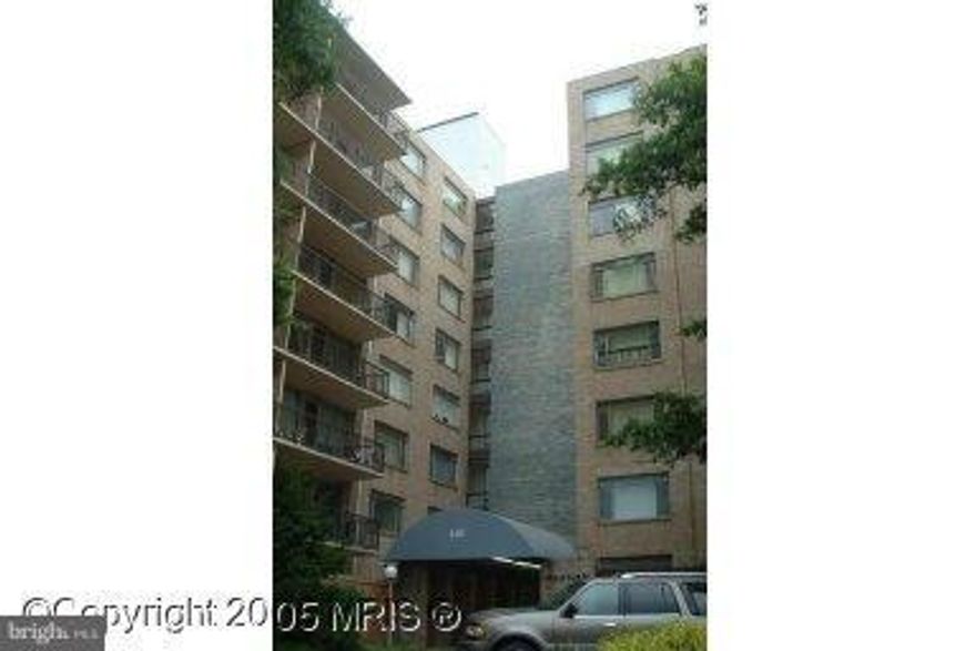 Rent includes ALL utilities. Very Large Top floor Sunny Unit with Great View.  Freshly painted.  New Carpet.  All New Appliances.  Newer Windows. Large Master Bedroom with Walk in Closet. Great Location Near University of Maryland and Metro. Located Next to the New Arts District.