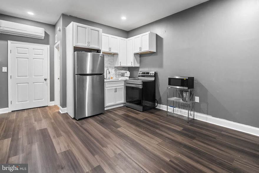 Introducing a beautifully modernized one-bedroom apartment at 1703 E Lombard Unit 1, ideally situated in the bustling heart of Baltimore. This ground-level unit offers direct street-level access, making it incredibly convenient for entry, and street parking is readily available for your vehicle.

Step into a stylish and functional living space designed for comfort and convenience. The apartment features a spacious eat-in kitchen on the main floor, perfect for hosting dinners or refining your culinary skills. A full bathroom on the same level adds to the practicality, offering easy access without navigating stairs.

Located in Upper Fells Point, this home places you steps away from the vibrant Fells Point waterfront, a variety of eclectic bars and restaurants, and the expansive Patterson Park. With seamless access to public transport and highways, commuting is a breeze. Additionally, the property is a short walk from Johns Hopkins Hospital, making it an ideal location for healthcare professionals or anyone seeking proximity to world-class medical facilities.

Experience the dynamic and artistic spirit of one of Baltimore’s most sought-after neighborhoods. From the vibrant food scene to relaxing strolls by the waterfront, this apartment connects you to it all. Applications are handled through TurboTenant for a smooth and secure process.

Don’t miss out on this exceptional urban living opportunity. Schedule your visit today and discover the culture, convenience, and charm of Baltimore living!