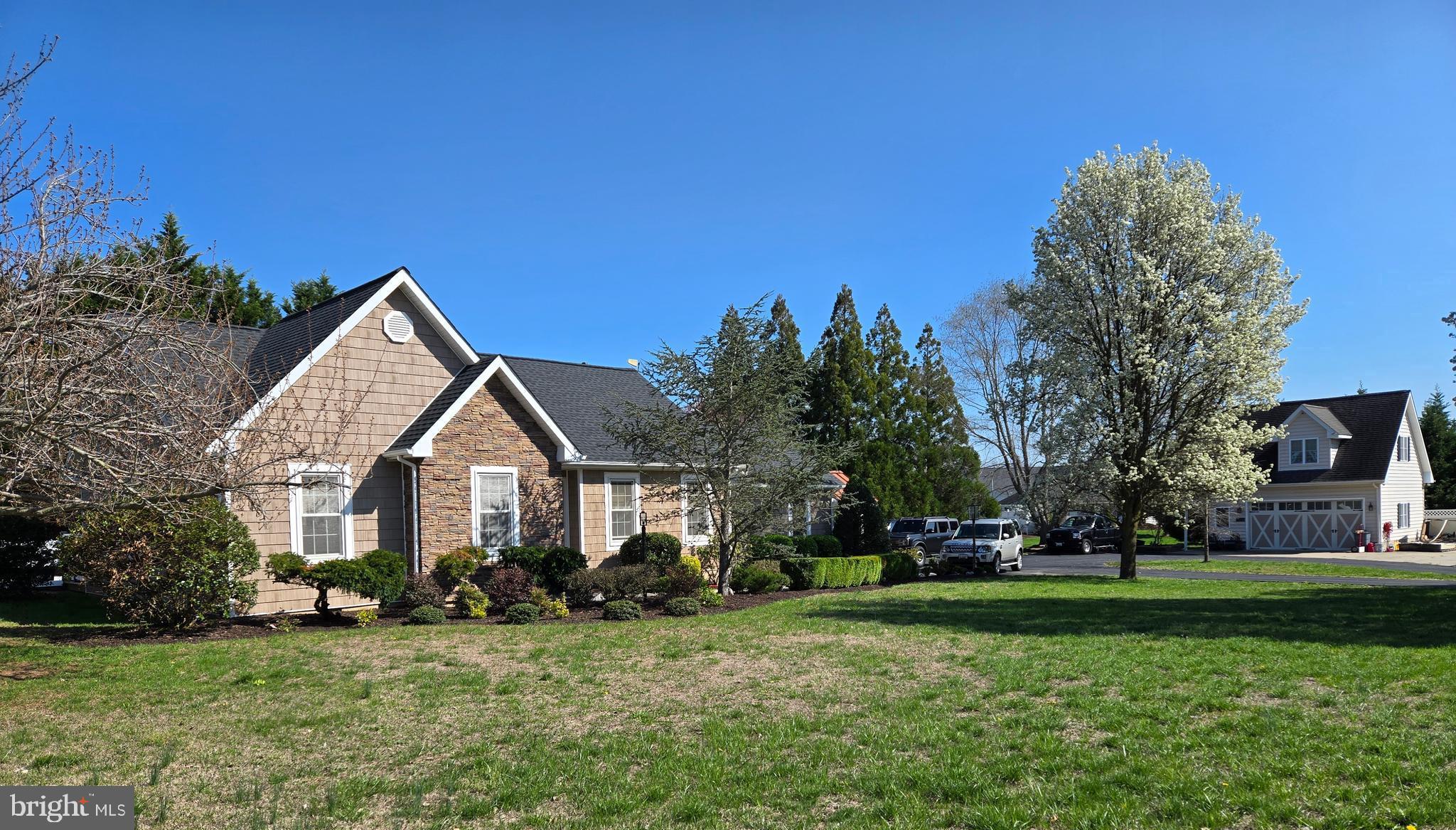 204 HUNTERS RIDGE ROAD