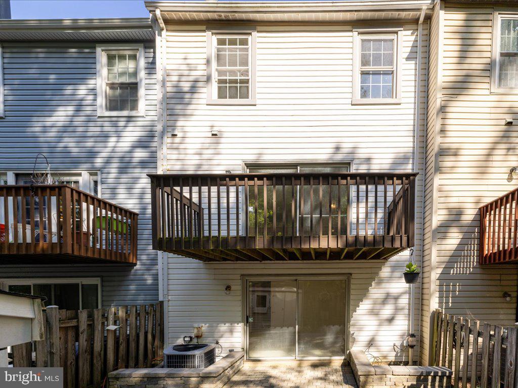 STONEGATE - Residential