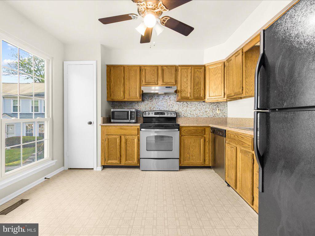 STONEGATE - Residential