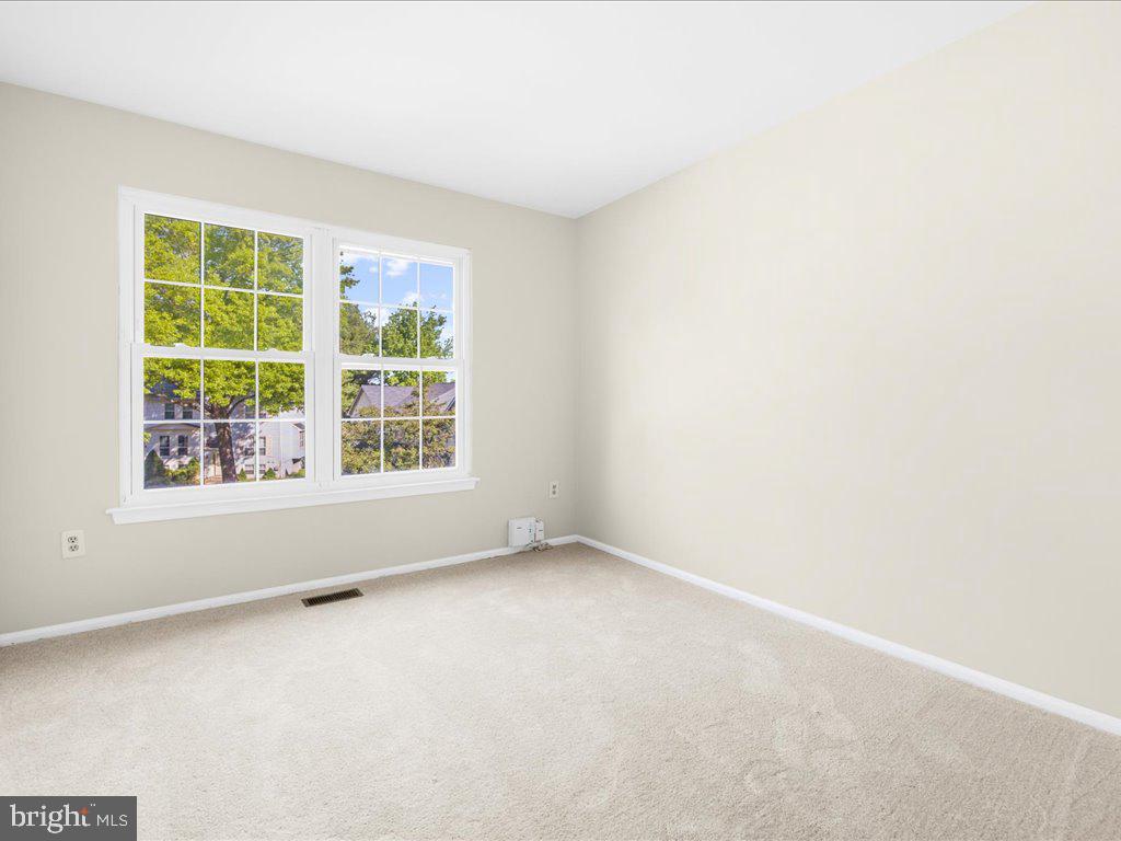 STONEGATE - Residential