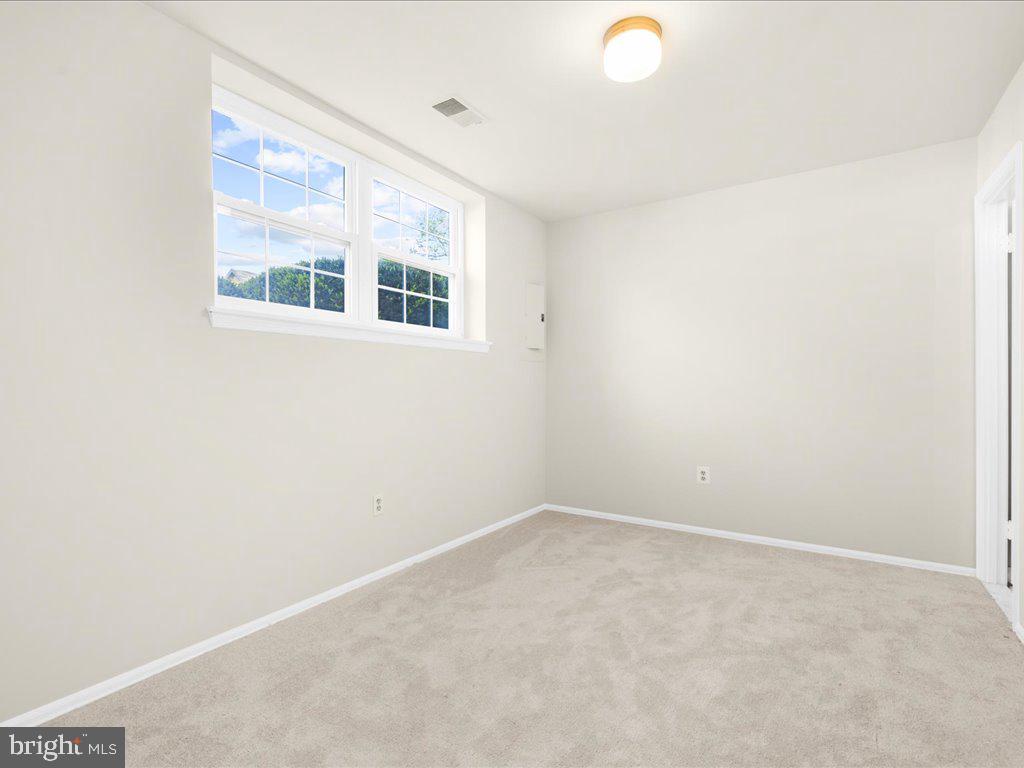 STONEGATE - Residential