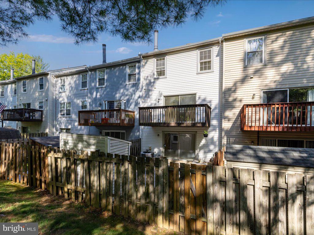 STONEGATE - Residential