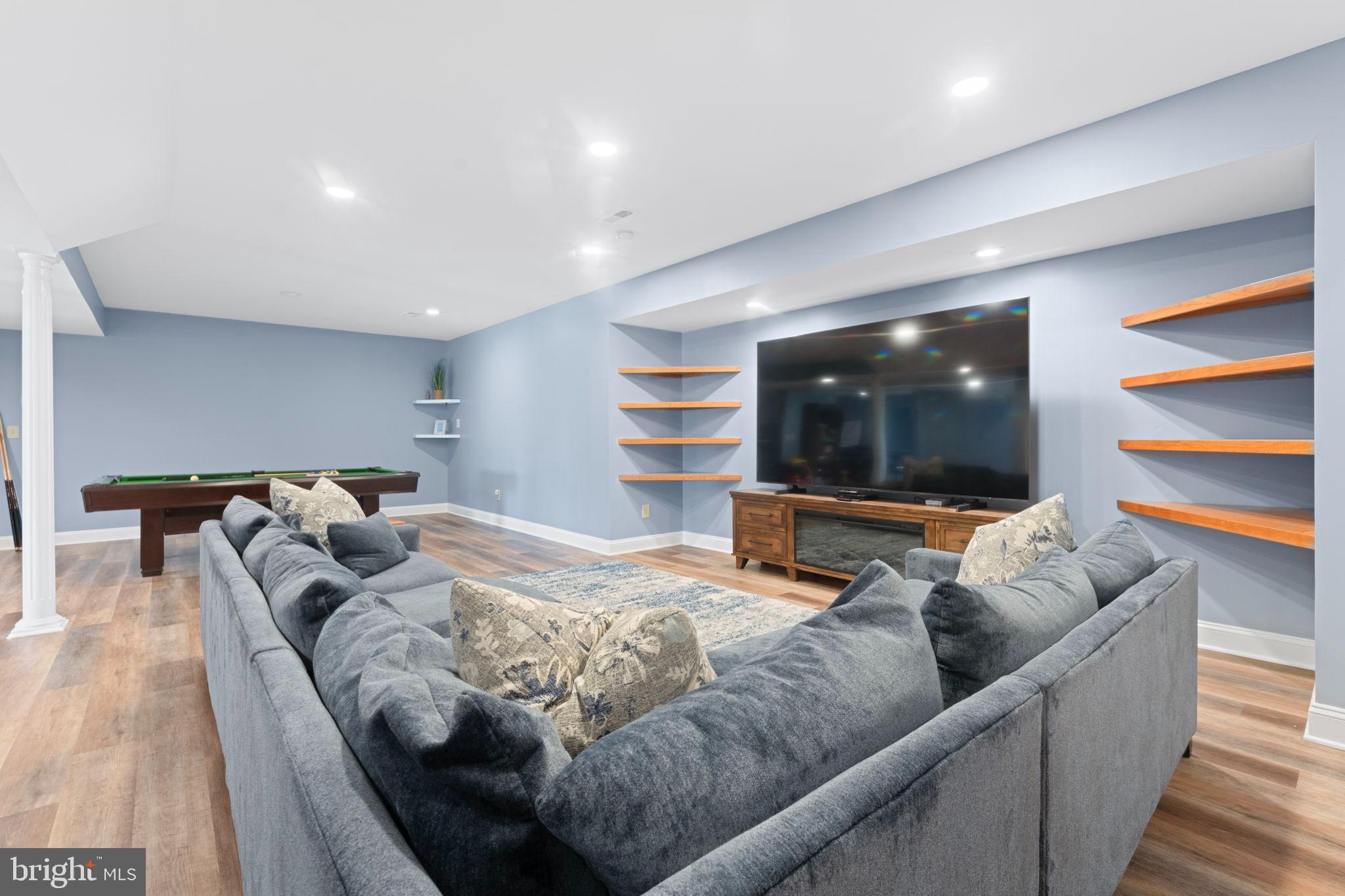 CATTAIL CREEK - Residential