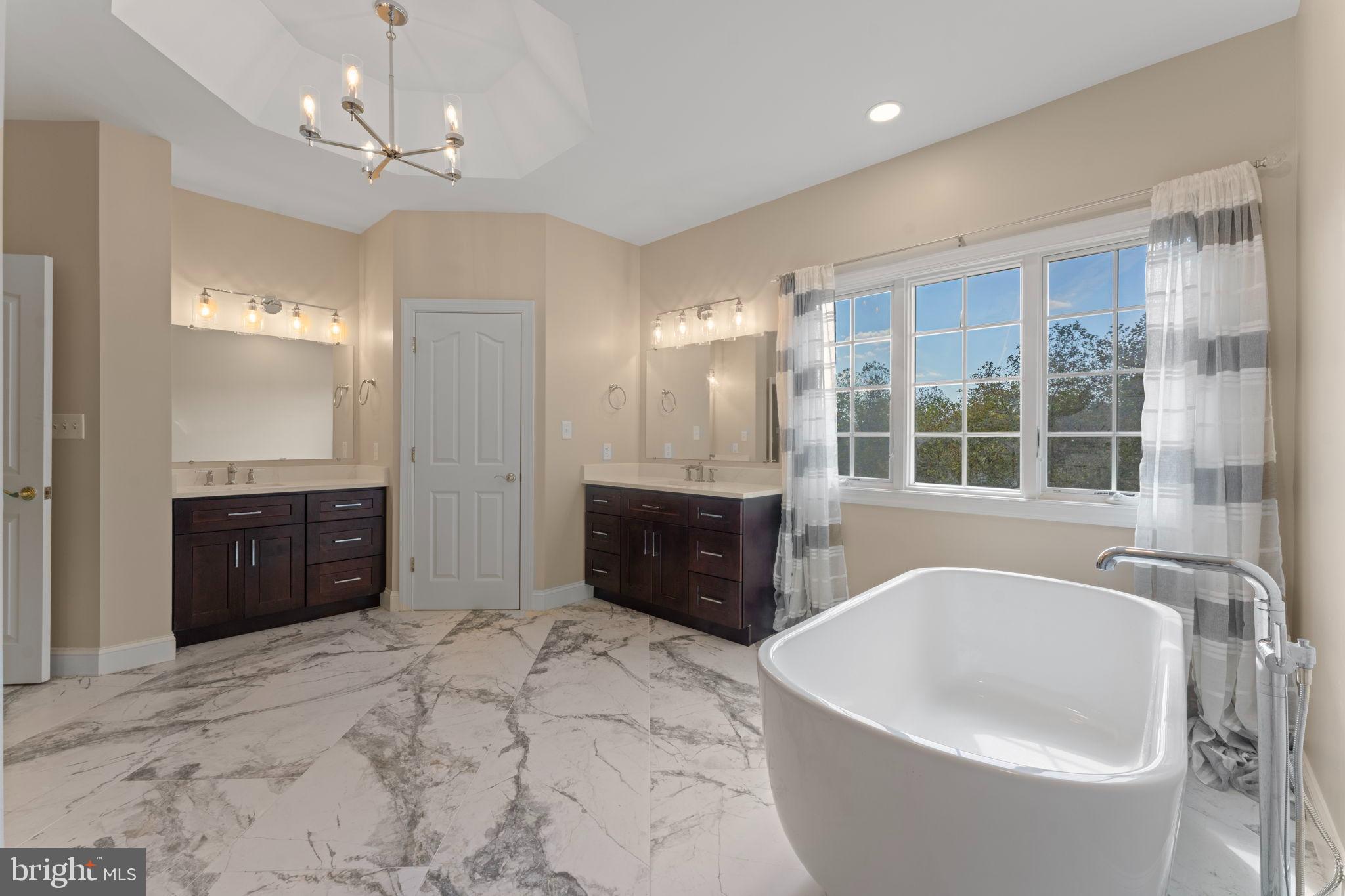 CATTAIL CREEK - Residential