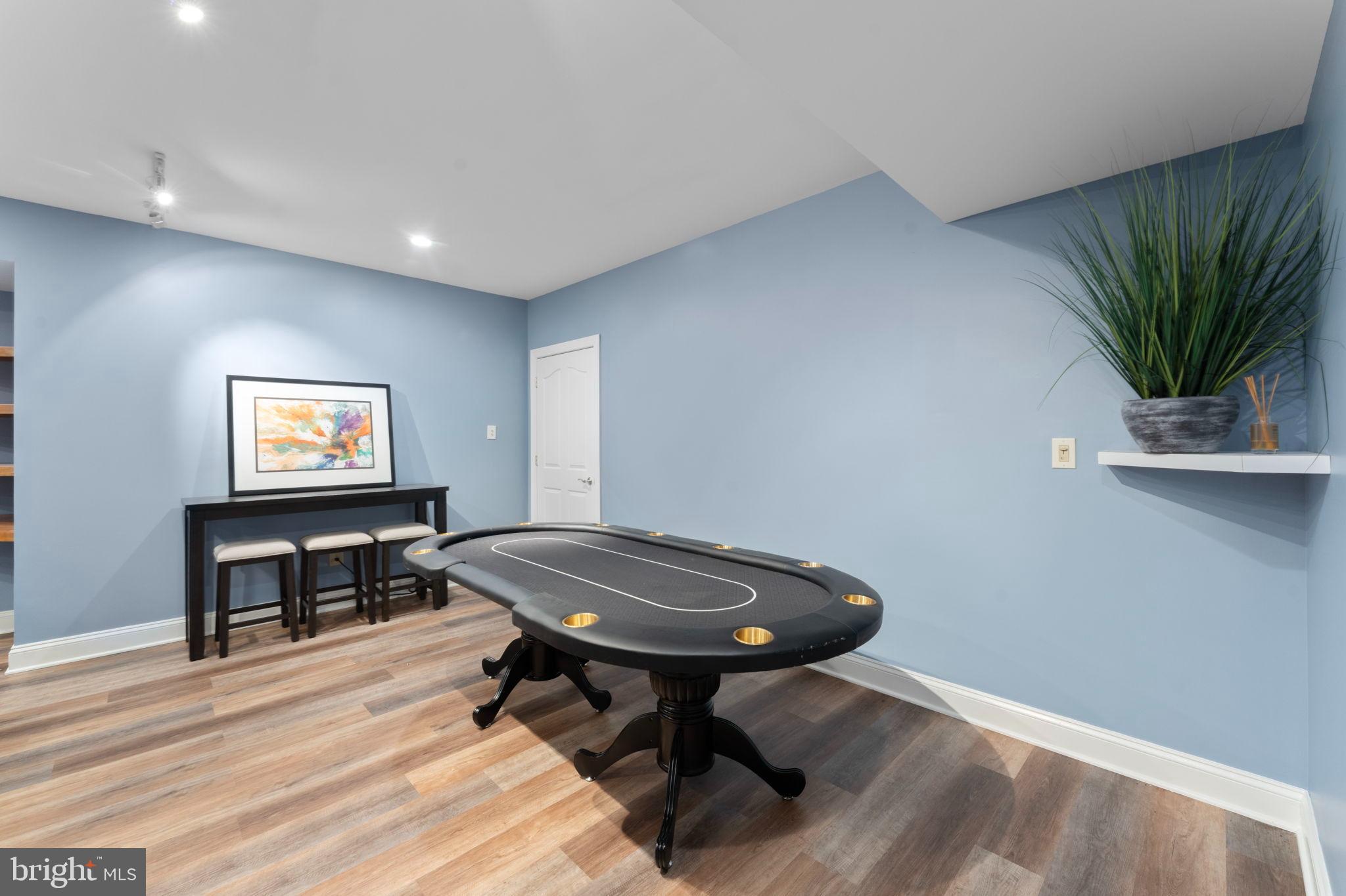 CATTAIL CREEK - Residential