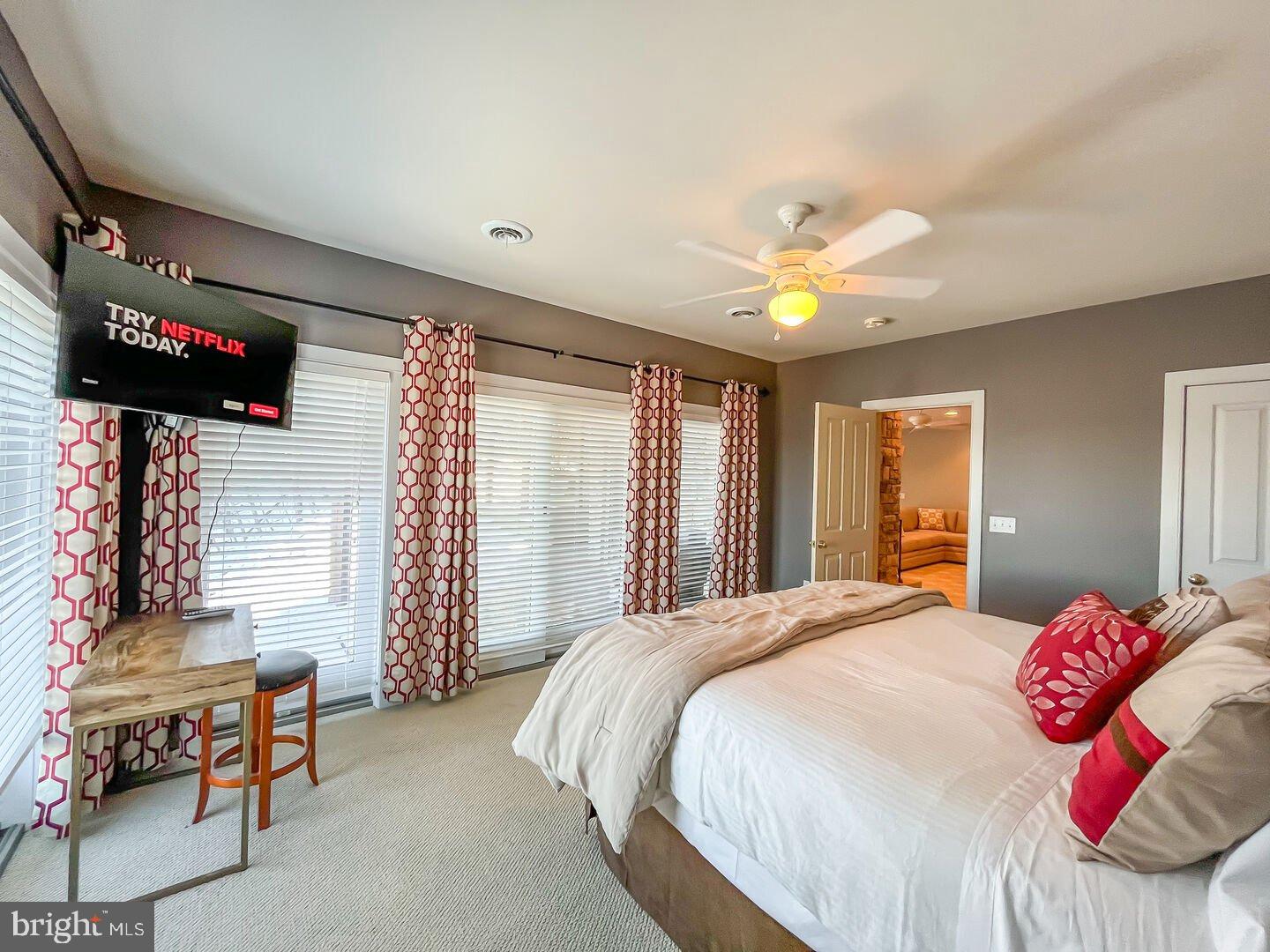 BOULDER RIDGE - Residential