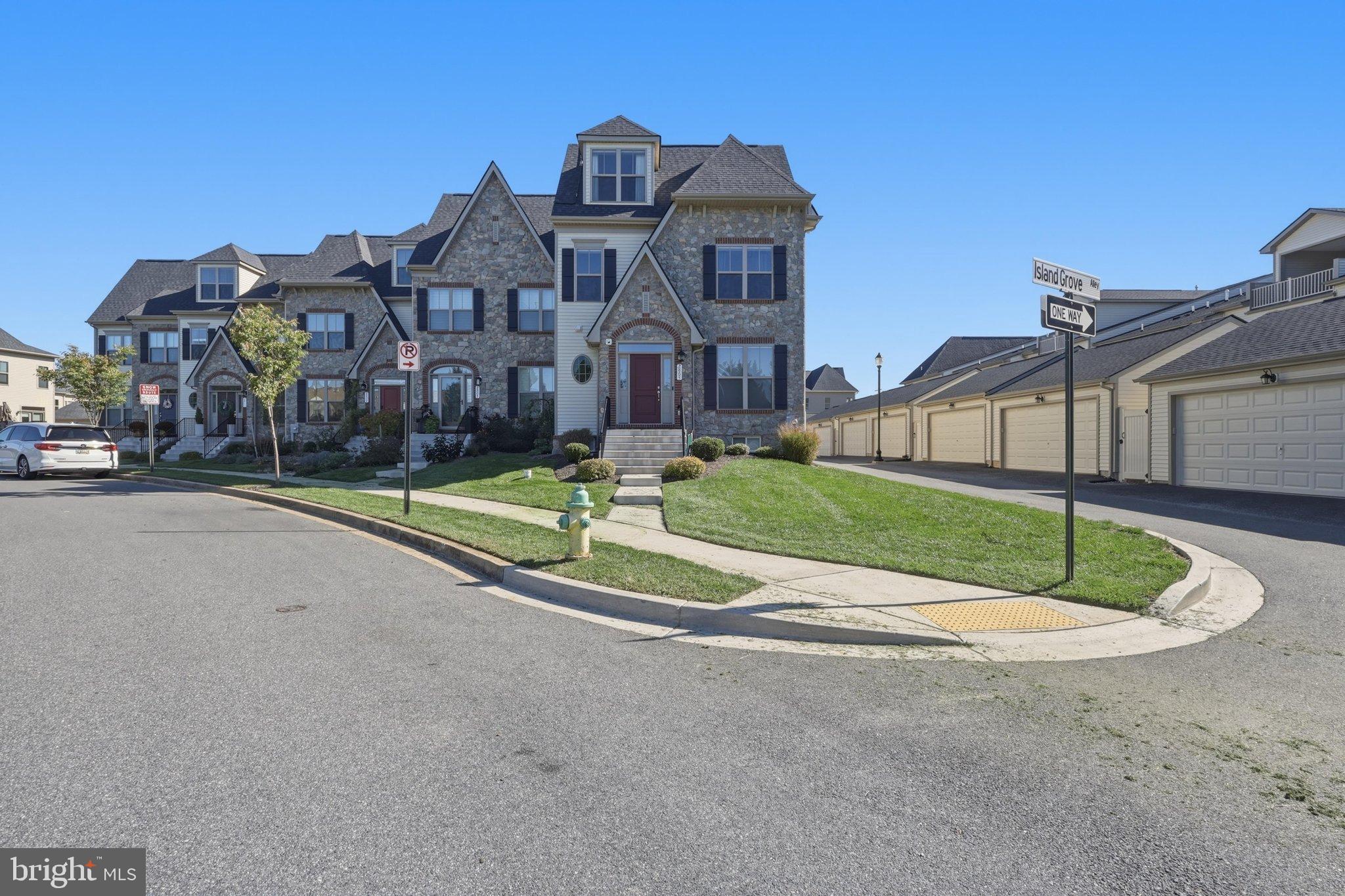 2805 MILL ISLAND PARKWAY