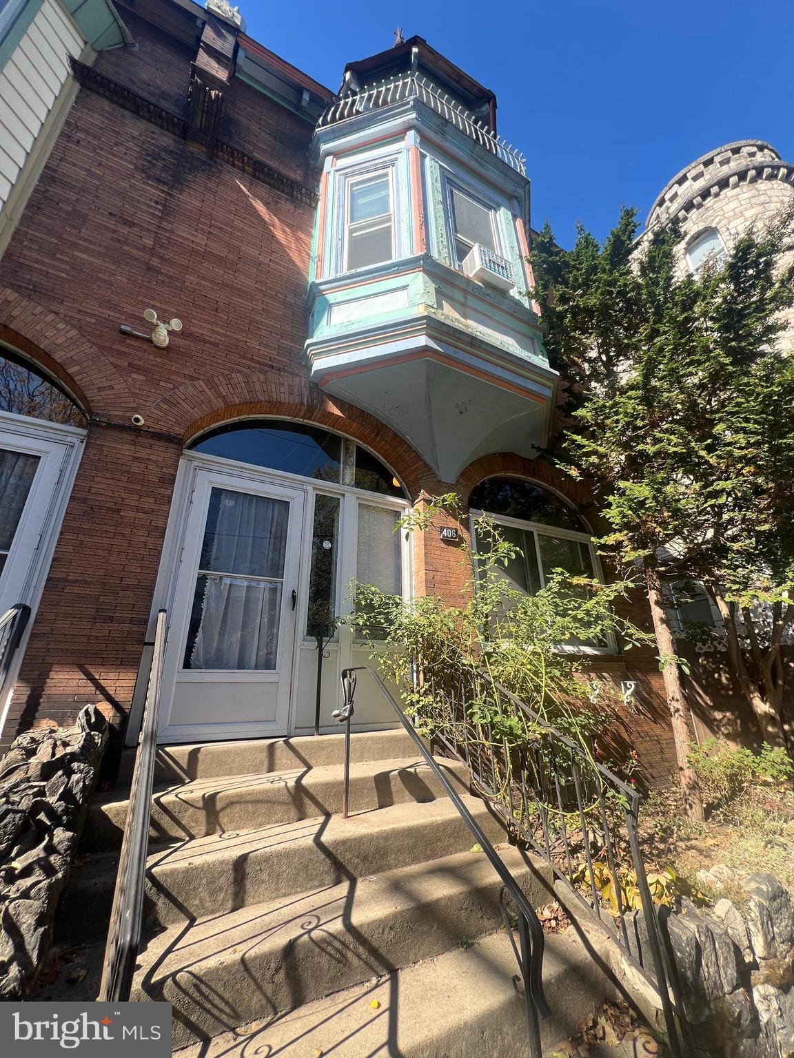 SPRUCE HILL - Residential Lease