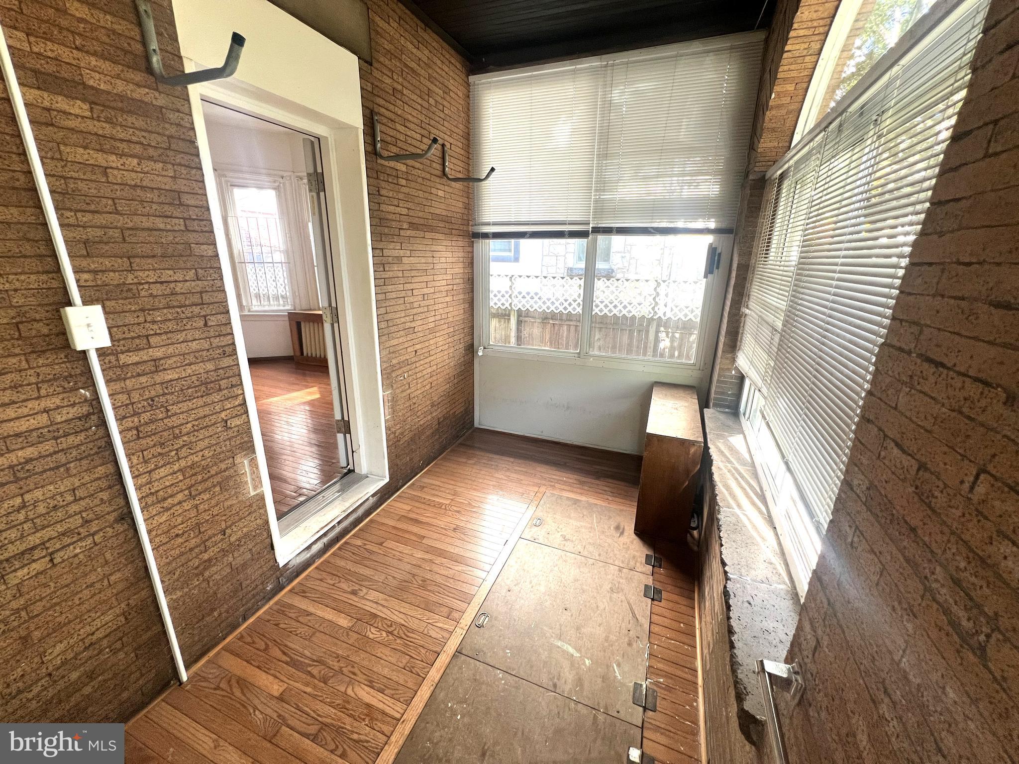 SPRUCE HILL - Residential Lease