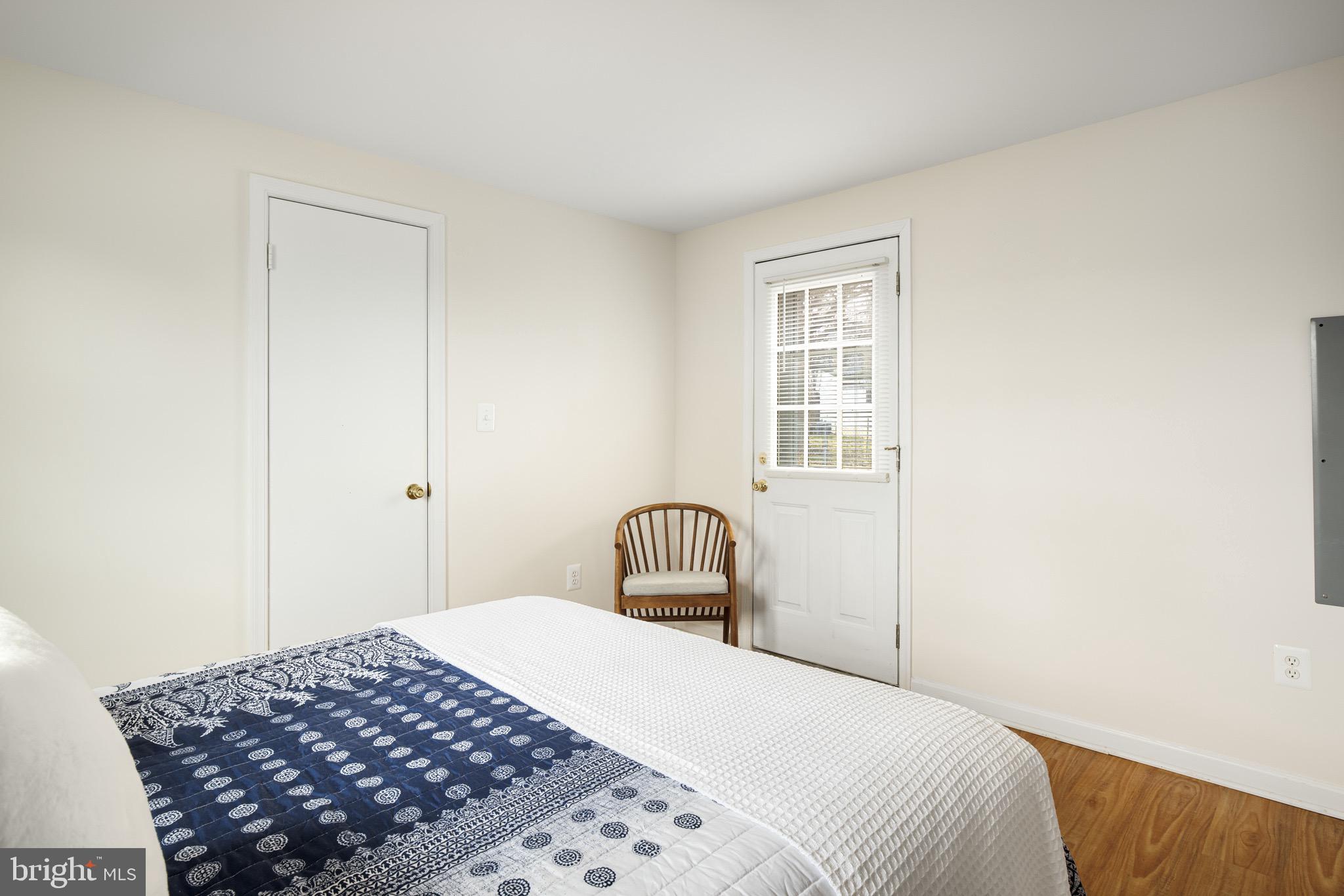 RIVERSIDE - Residential