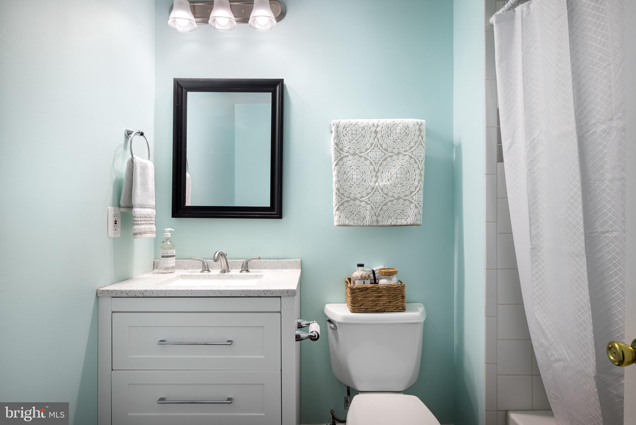 RIVERSIDE - Residential