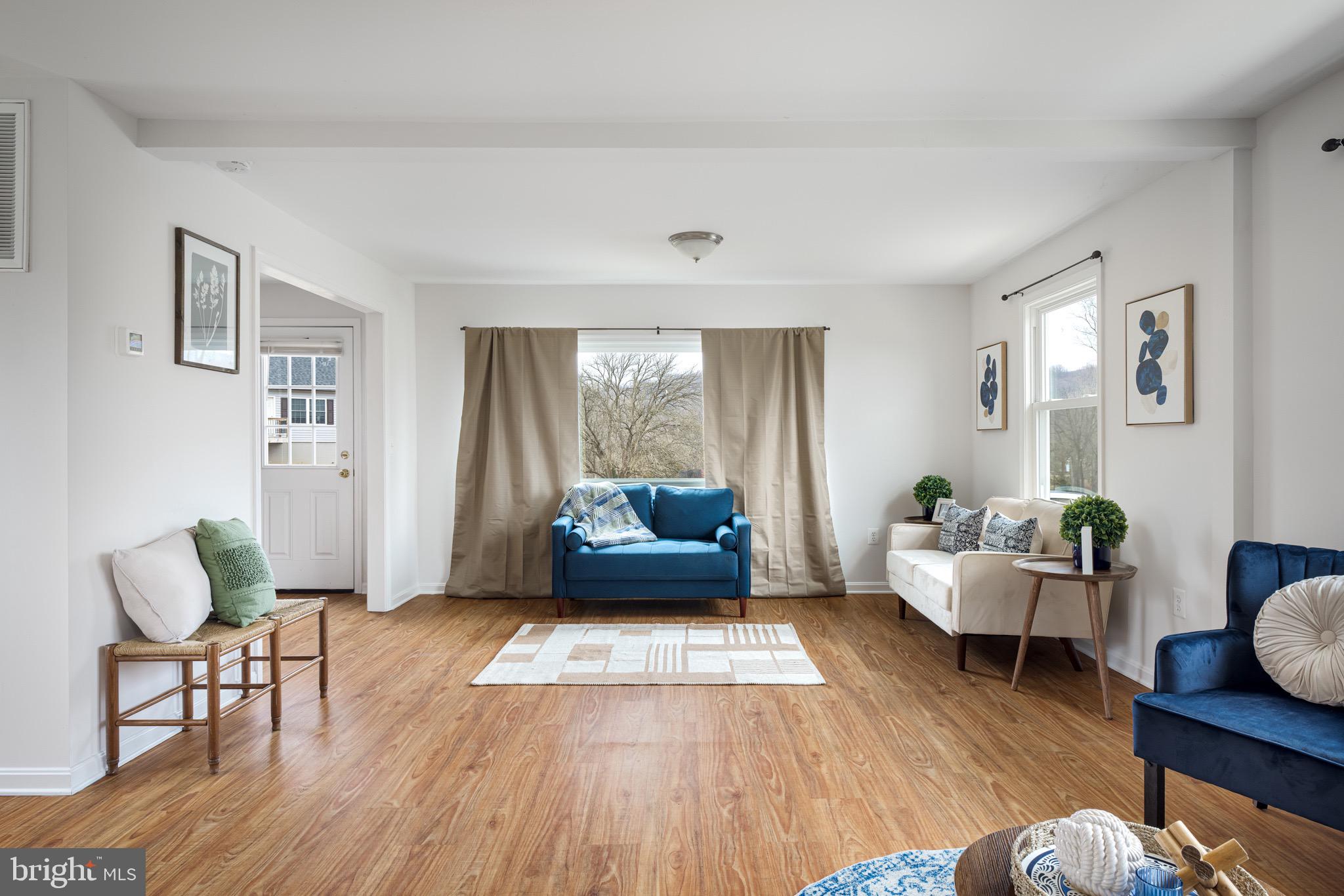 RIVERSIDE - Residential