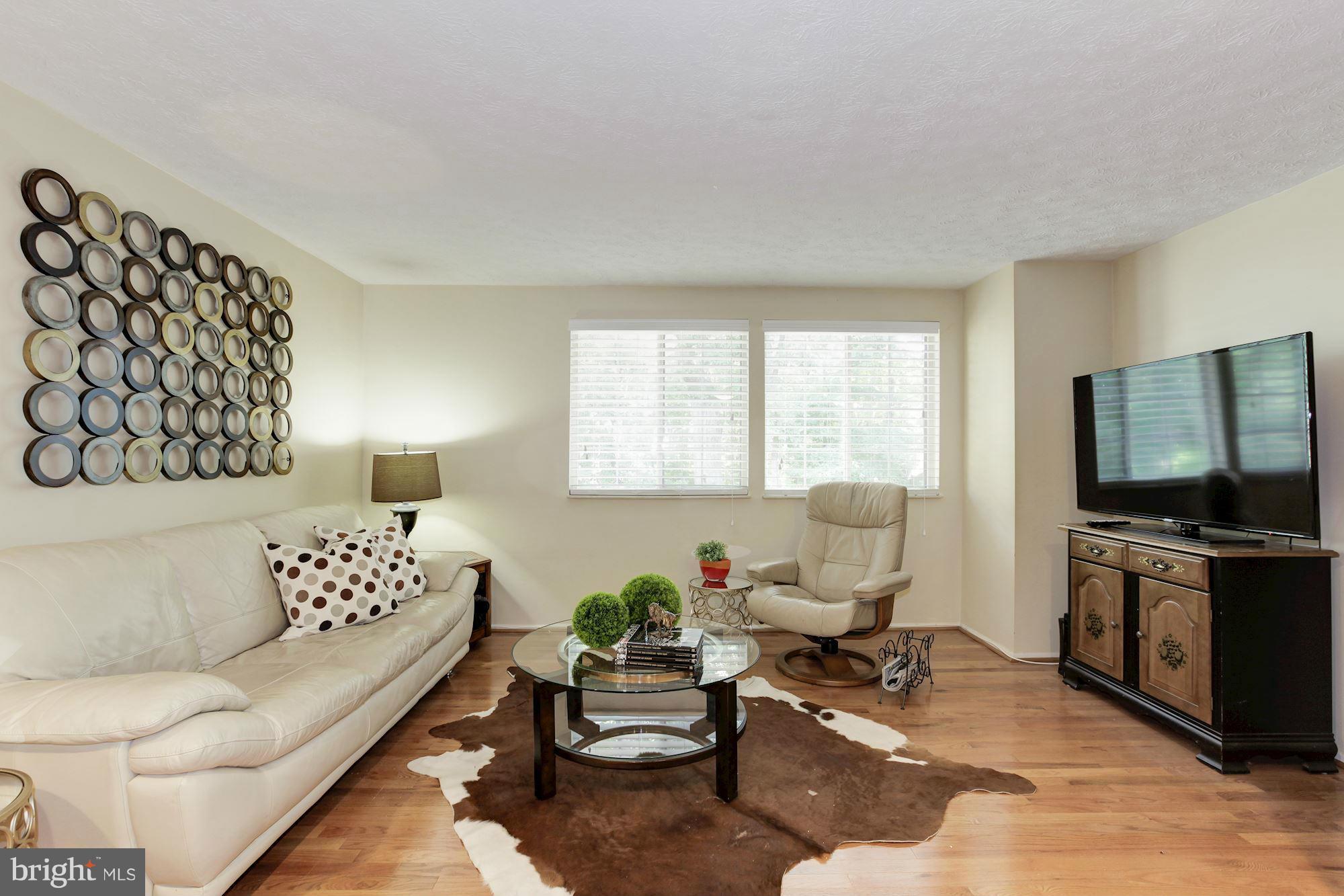 GUNNERS LAKE VILLAGE - Residential