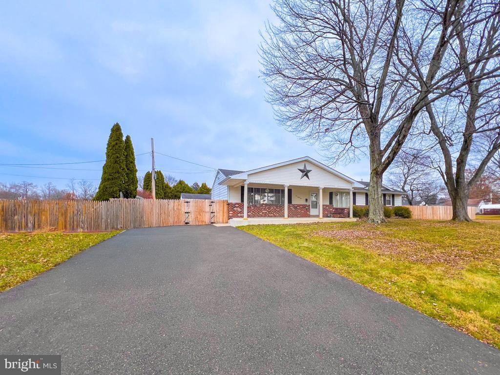 Photo of 599 Panther Road, WARMINSTER, PA 18974 (MLS # PABU2109910)