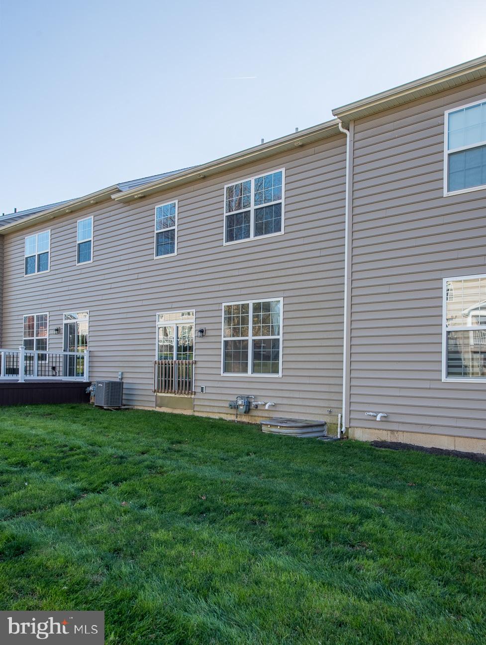 VILLAGE GREENE - Residential