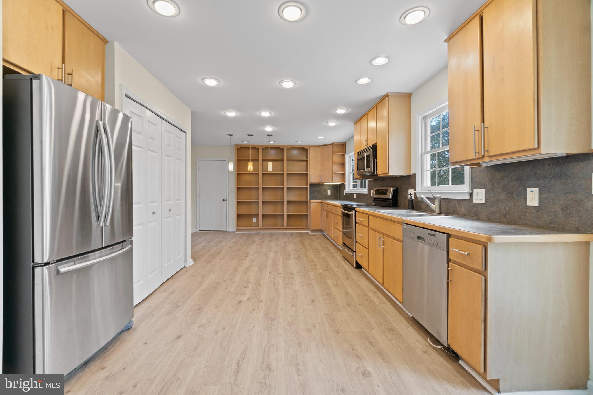 VISTA WOODS - Residential