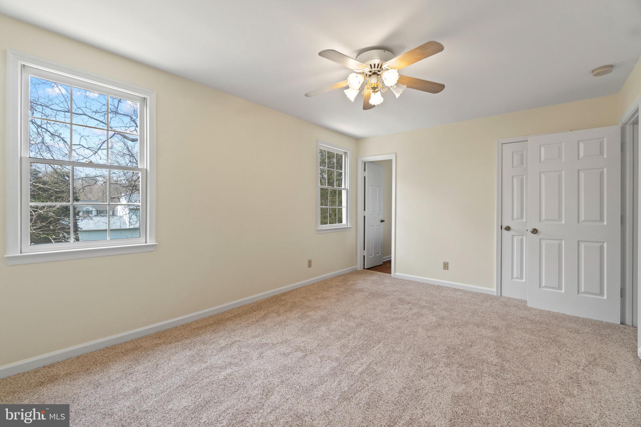 VISTA WOODS - Residential