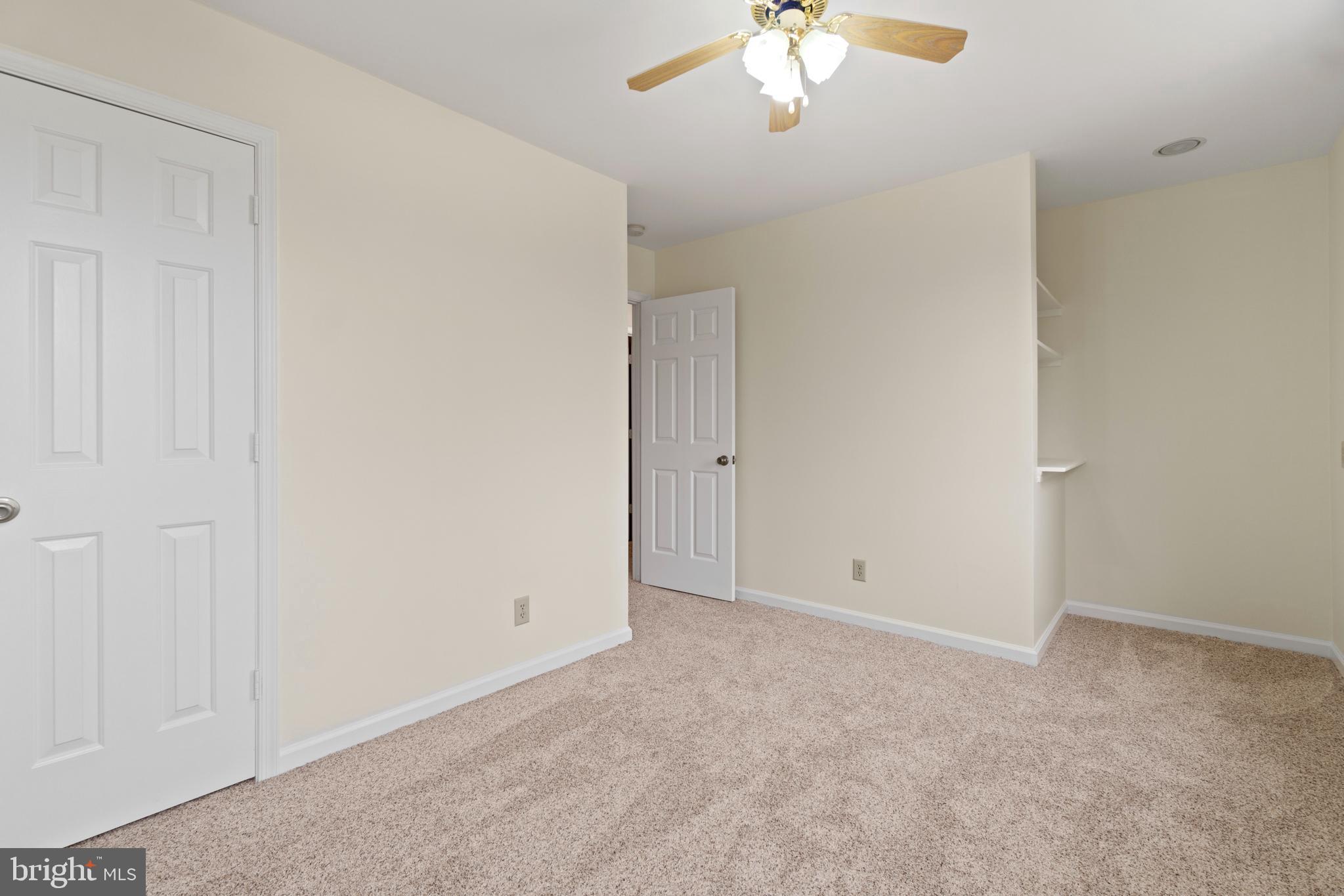 VISTA WOODS - Residential