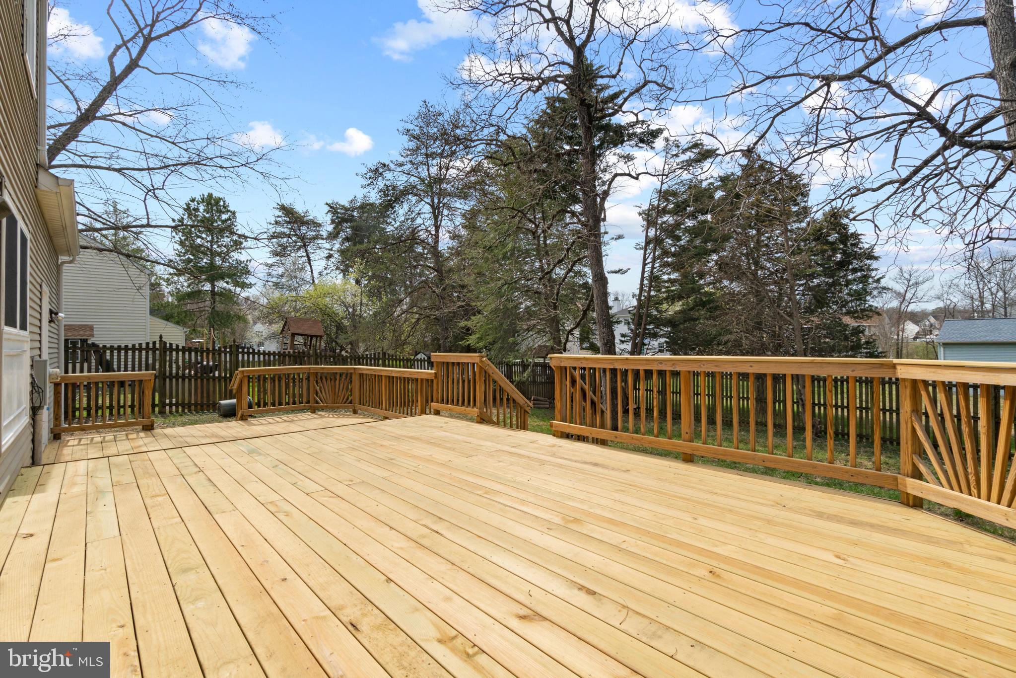 VISTA WOODS - Residential