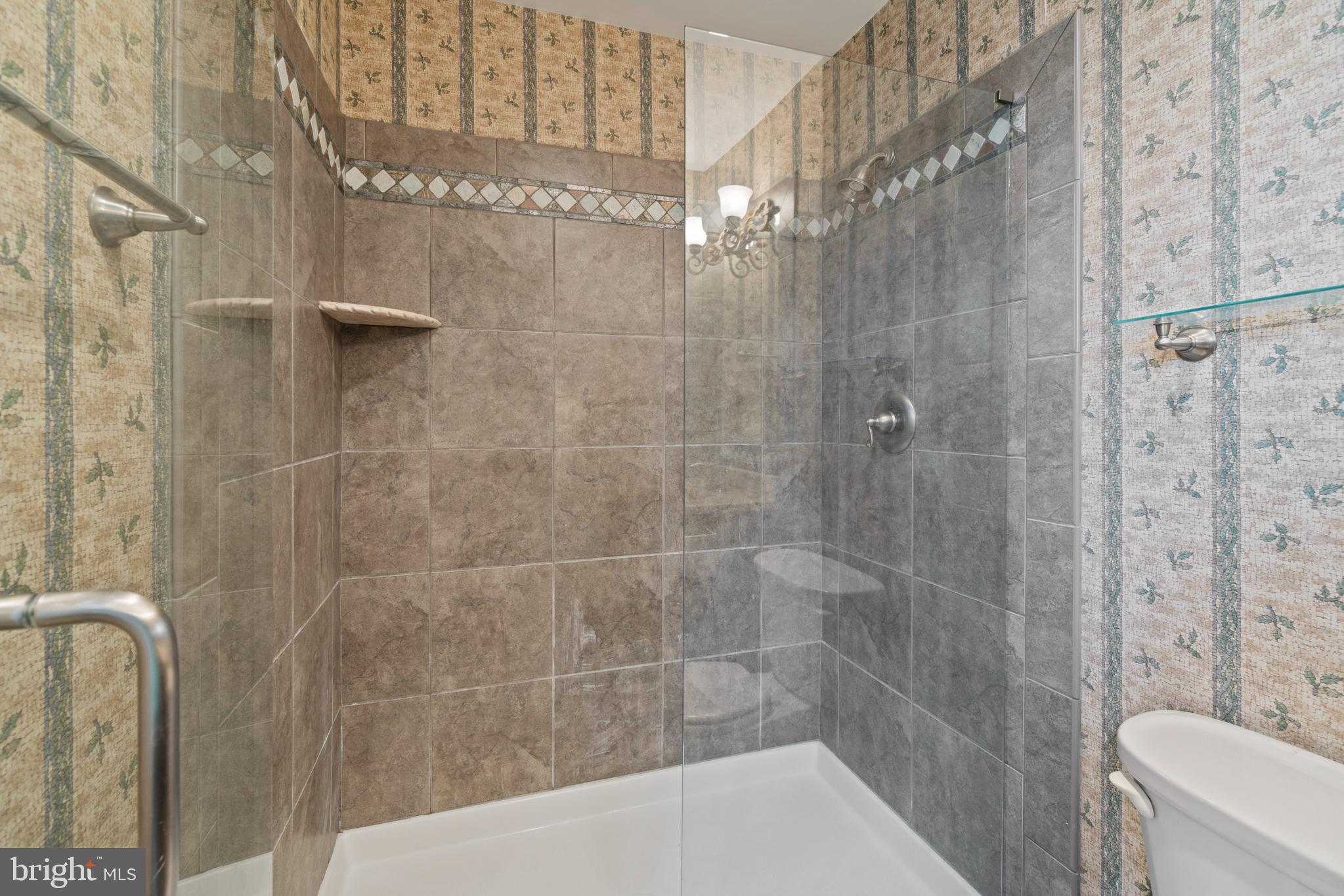 VISTA WOODS - Residential