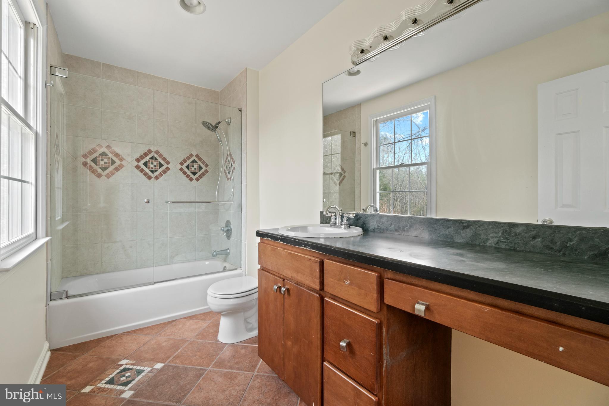 VISTA WOODS - Residential