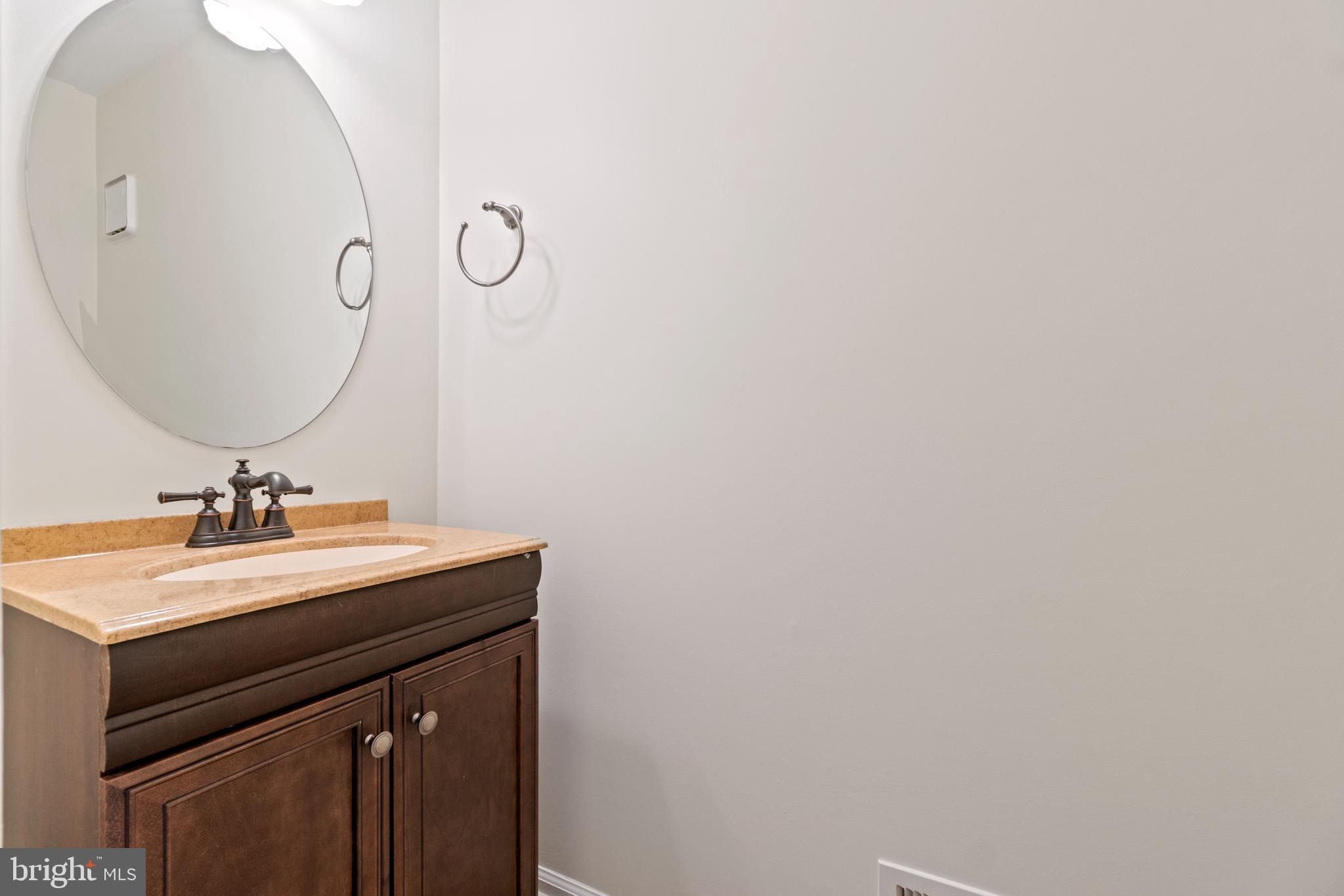 VISTA WOODS - Residential