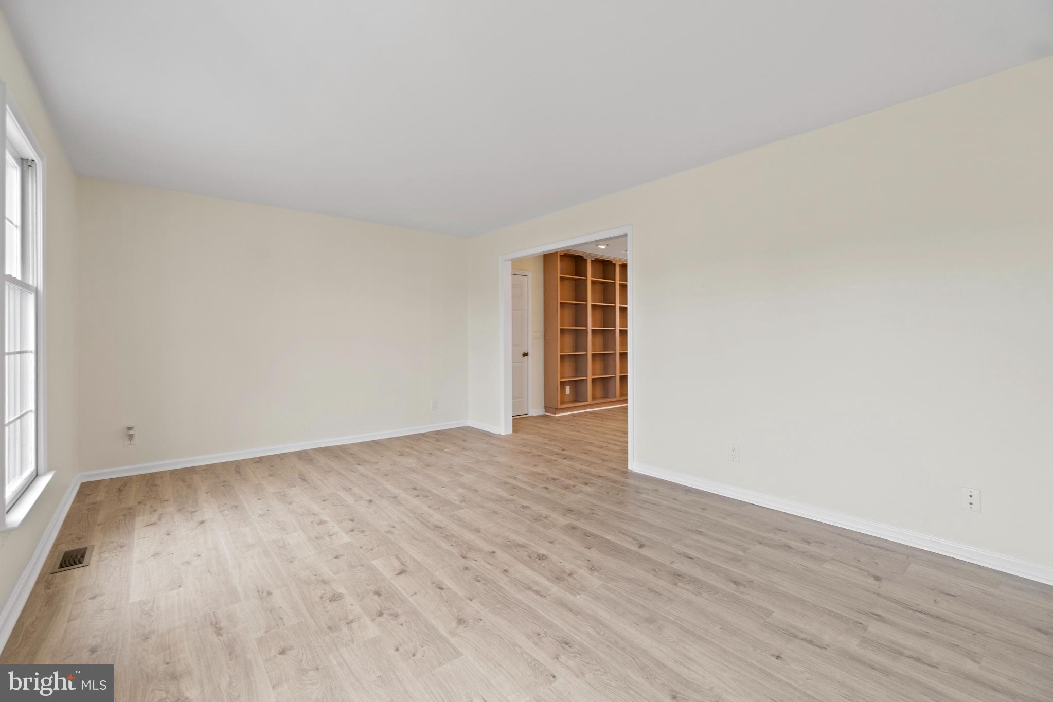 VISTA WOODS - Residential