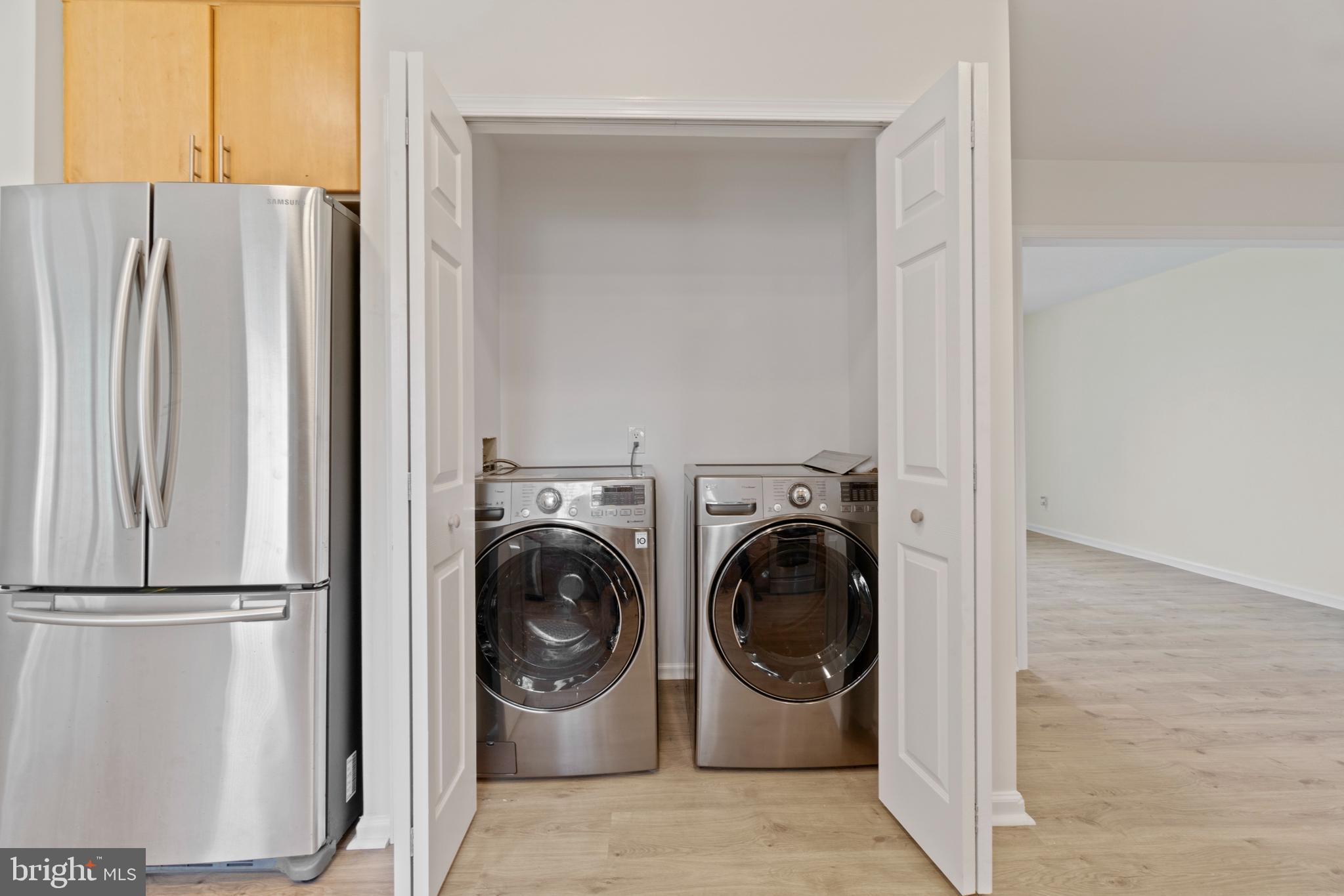 VISTA WOODS - Residential