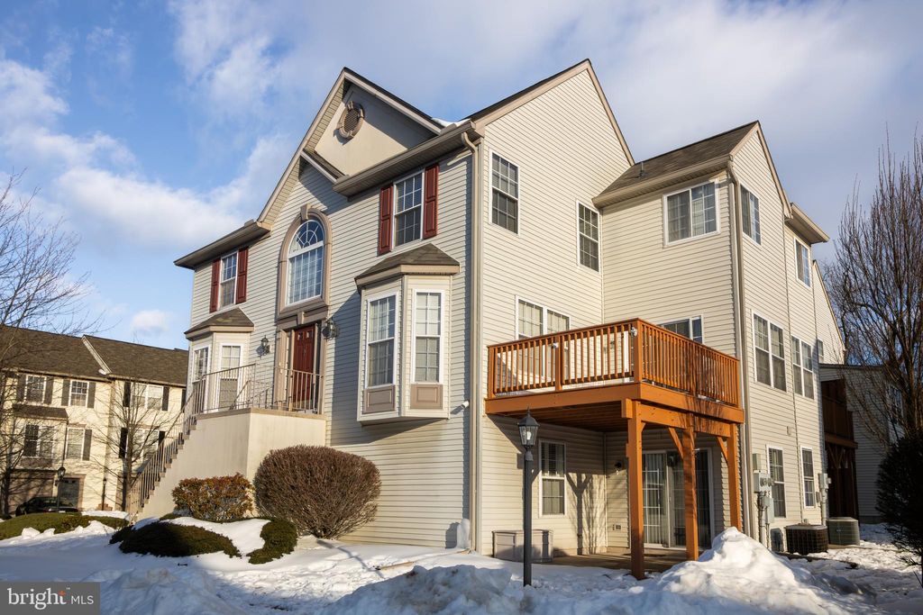 Photo of 206 September Way #42G, YORK, PA 17403 (MLS # PAYK2097554)