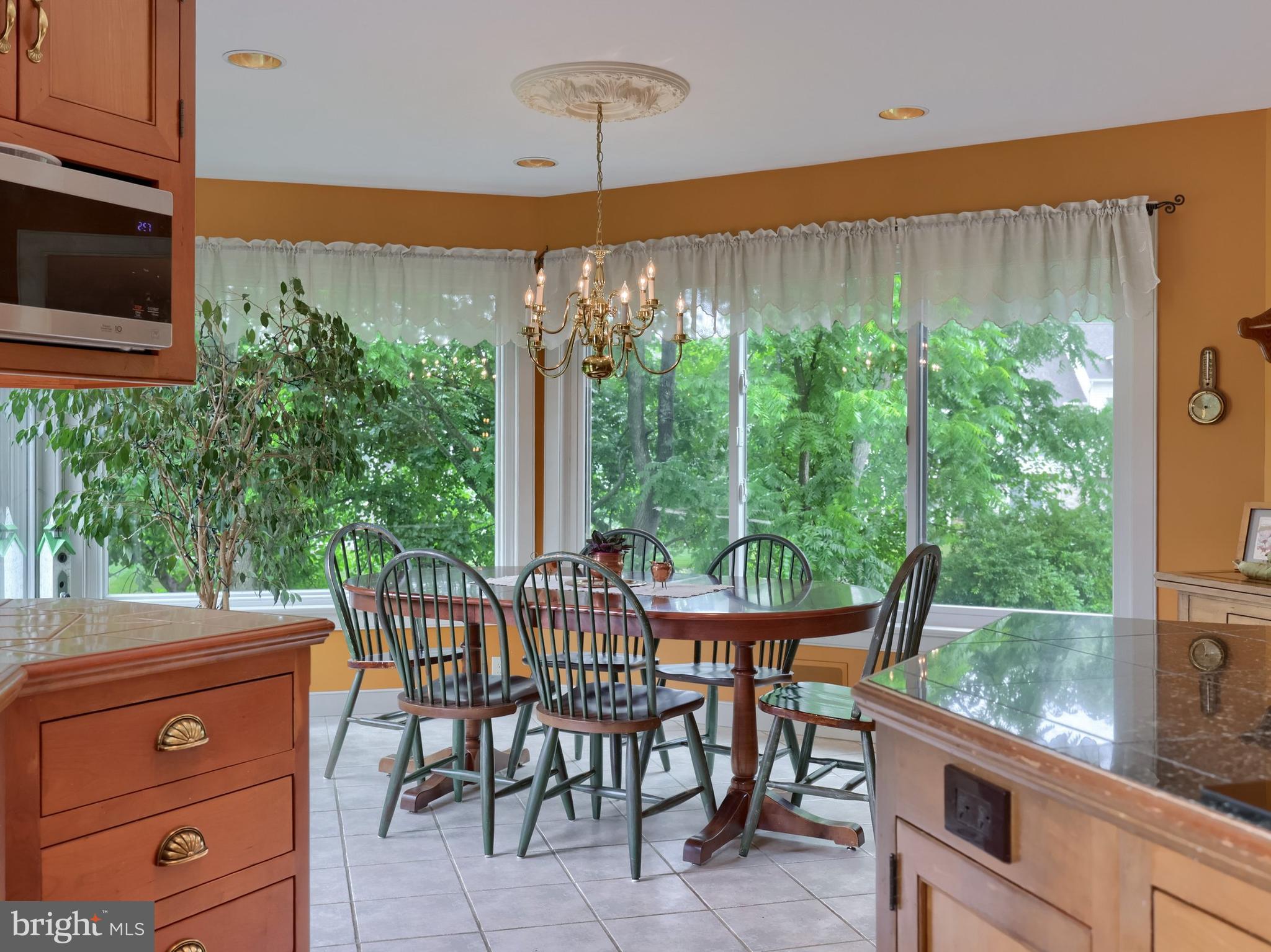 2813 SPRING VALLEY ROAD