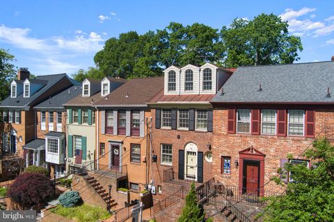 911 S LEE STREET ALEXANDRIA VA 22314