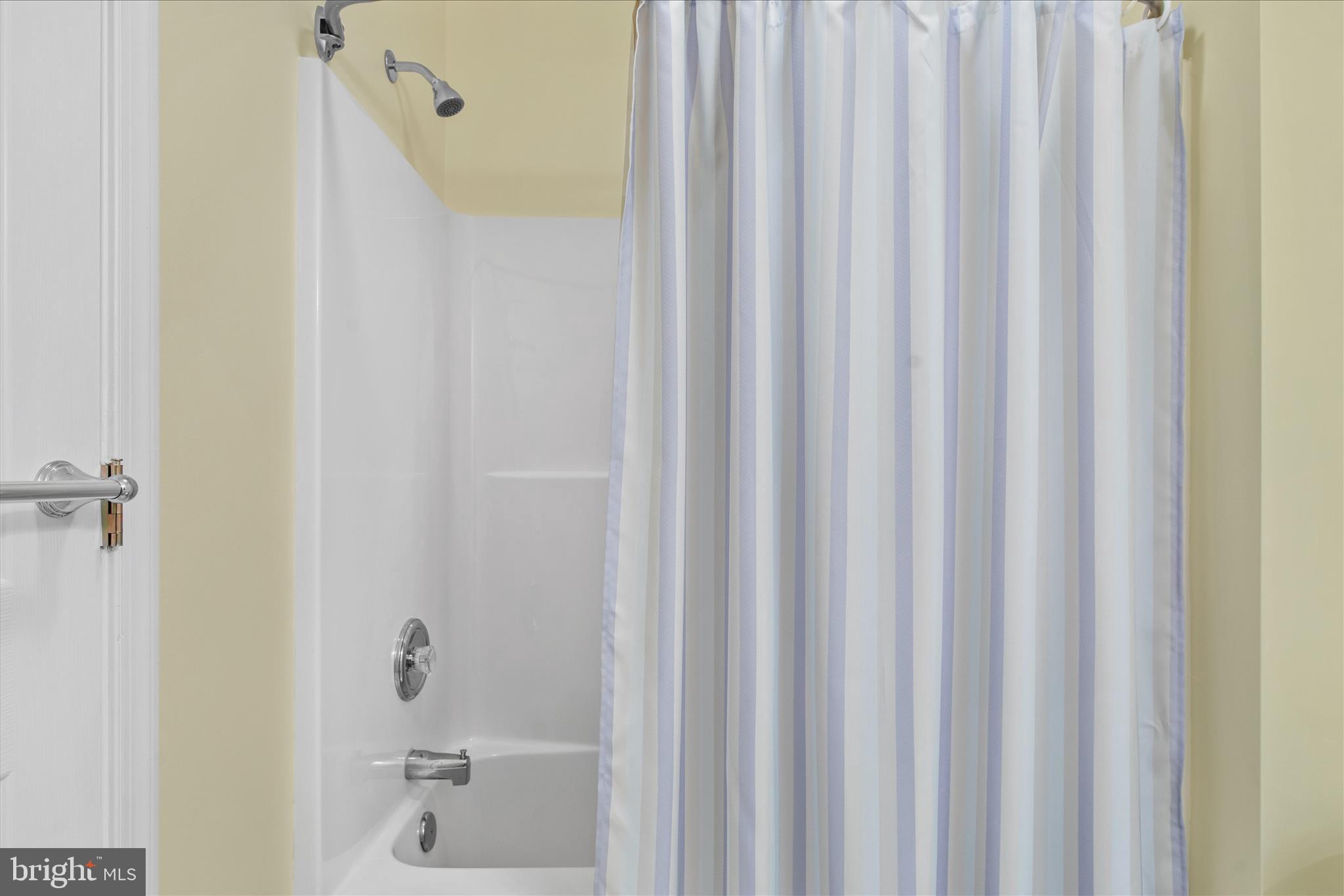 WYNDAM - Residential