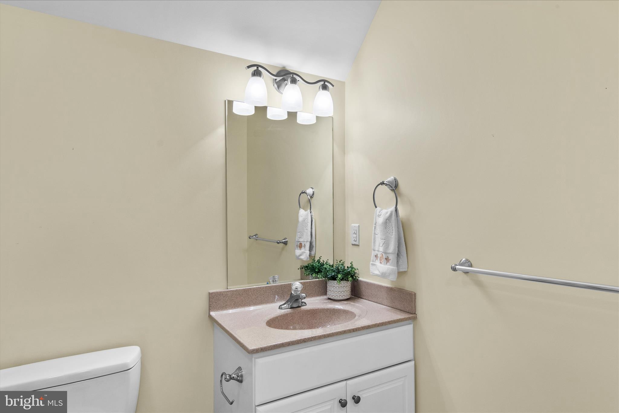 WYNDAM - Residential