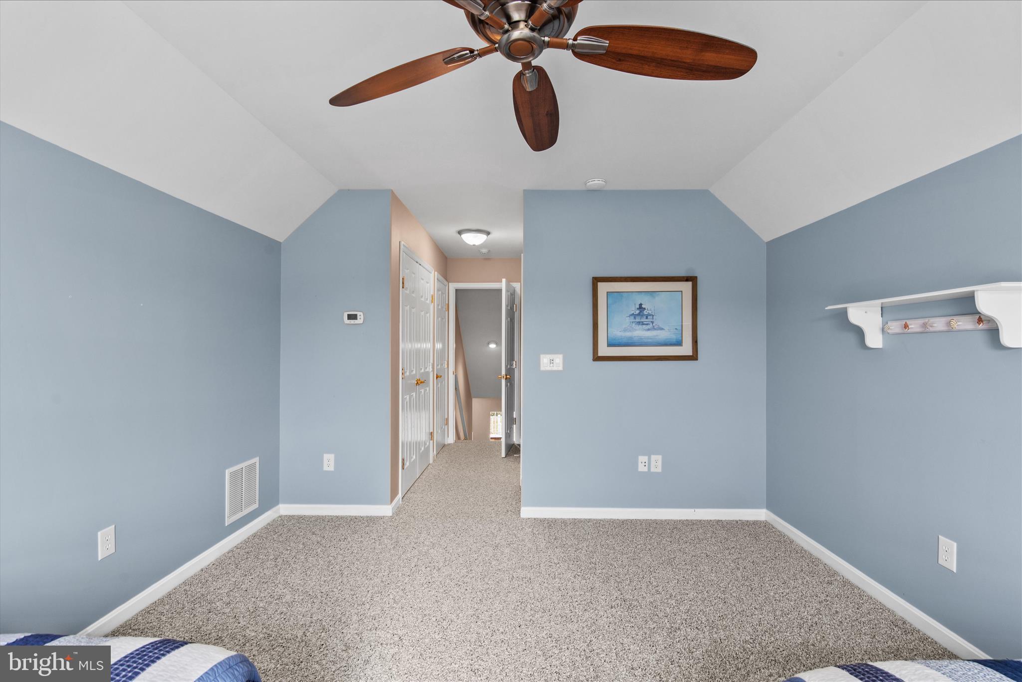 WYNDAM - Residential