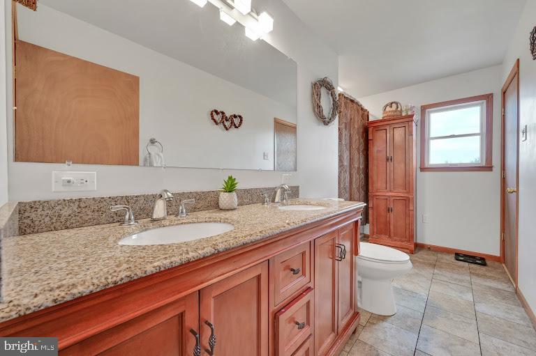 WOODLAND ACRES - Residential