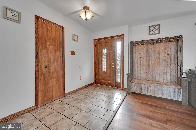 WOODLAND ACRES - Residential