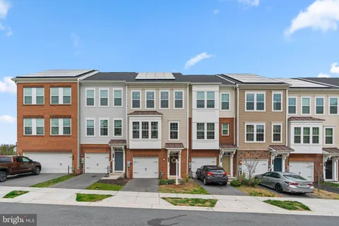 2643 Hardaway Circle, Hanover, MD MLS: MDAA2110668