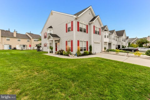 Townhouse For Sale - 12 Sawgrass Court<br/> Camden County, BLACKWOOD, NJ 08012