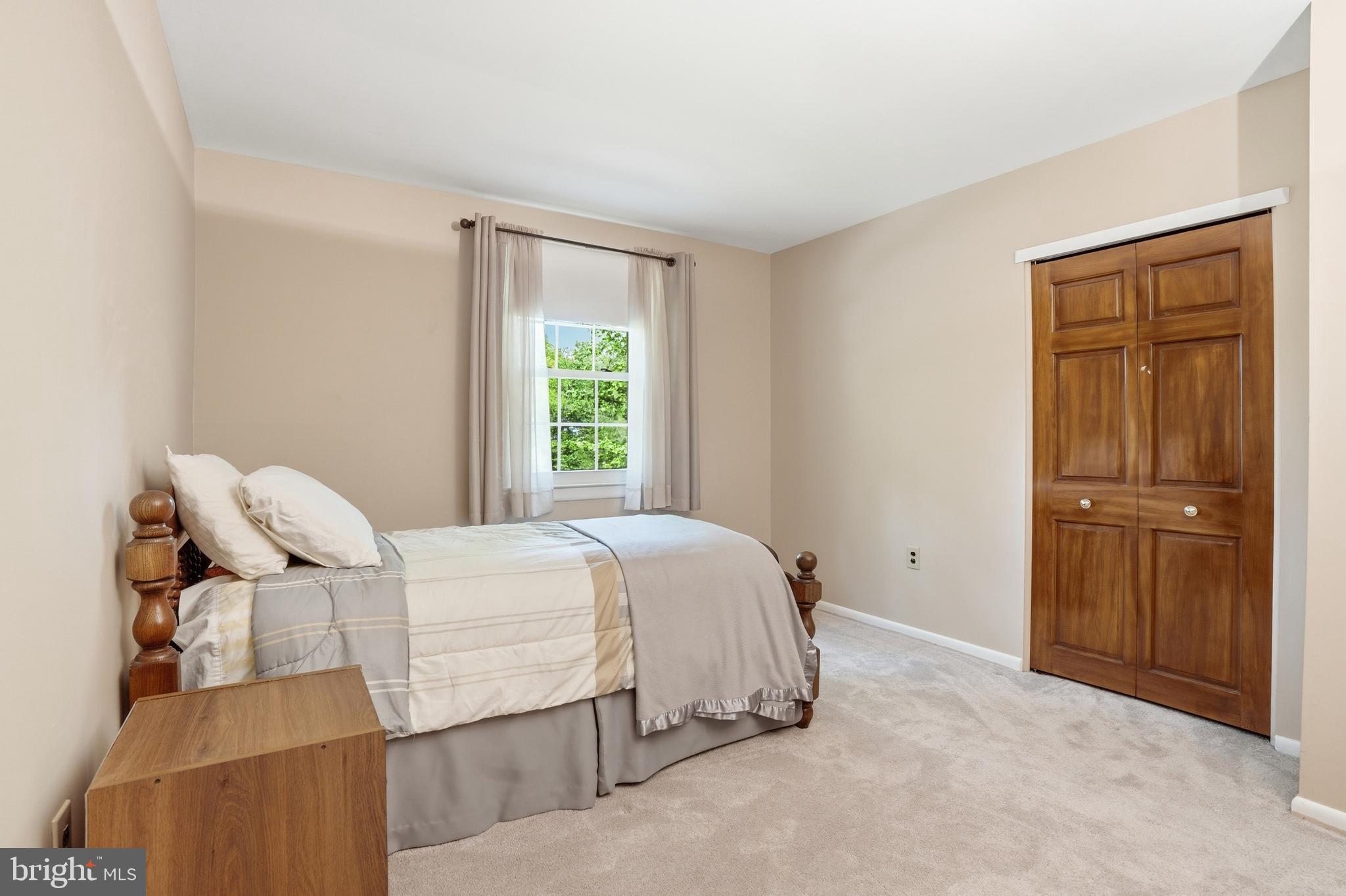 SUMMIT RIDGE - Residential